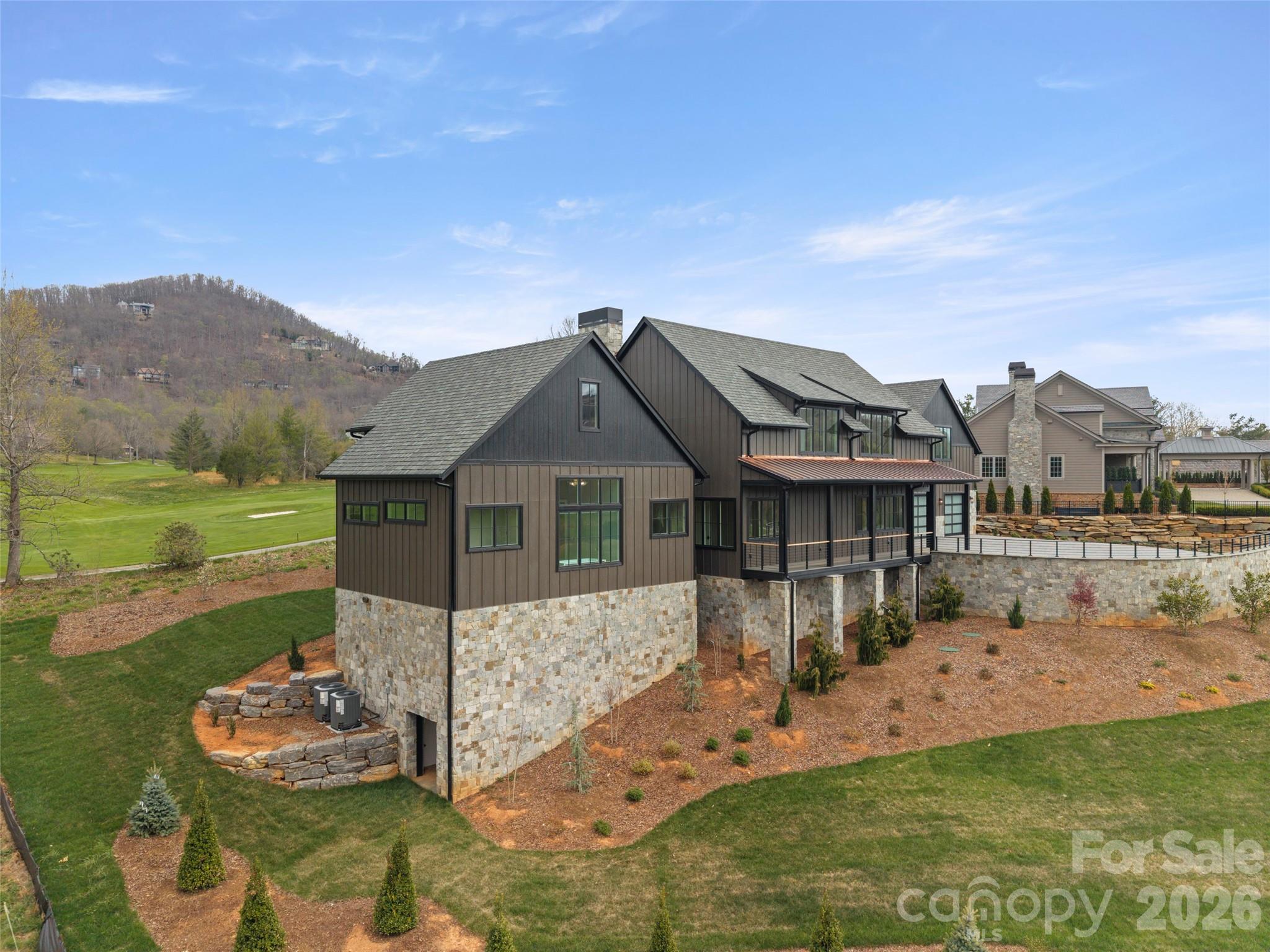 6 Walnut Valley Parkway Property Photo 6