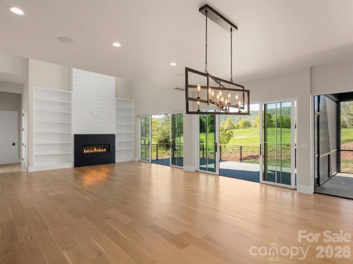 6 Walnut Valley Parkway Property Photo 8
