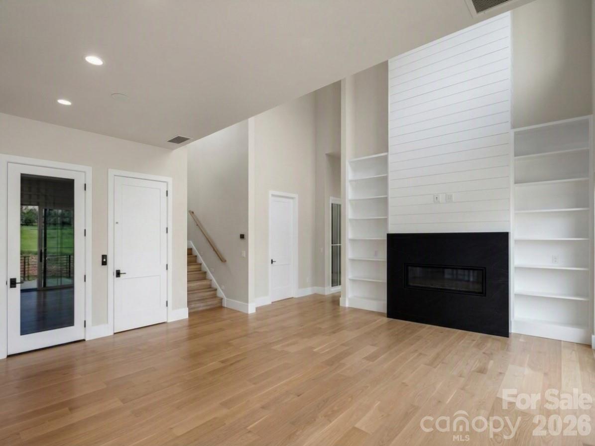 6 Walnut Valley Parkway Property Photo 10