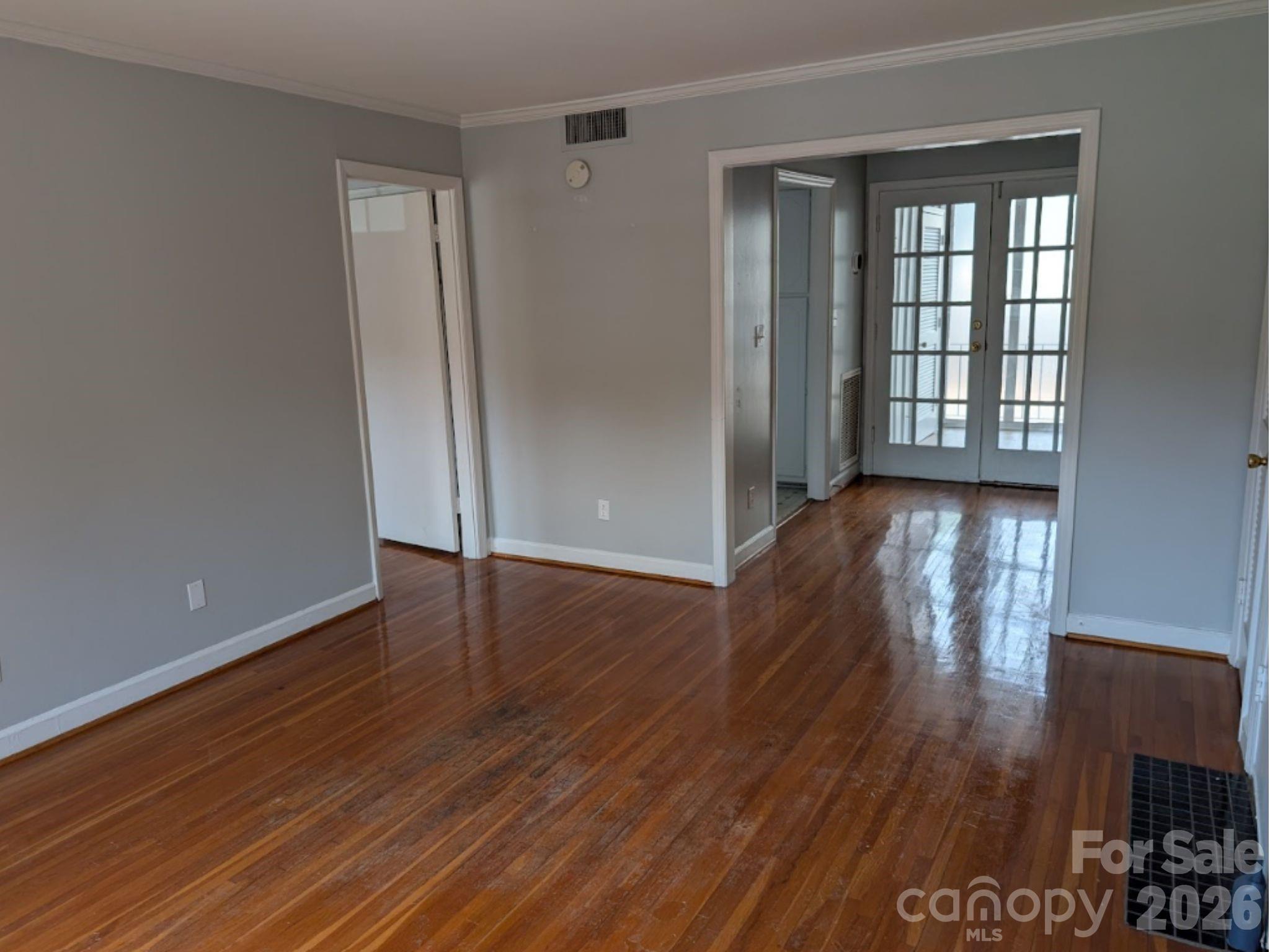 916 Mcalway Road D Property Photo 10