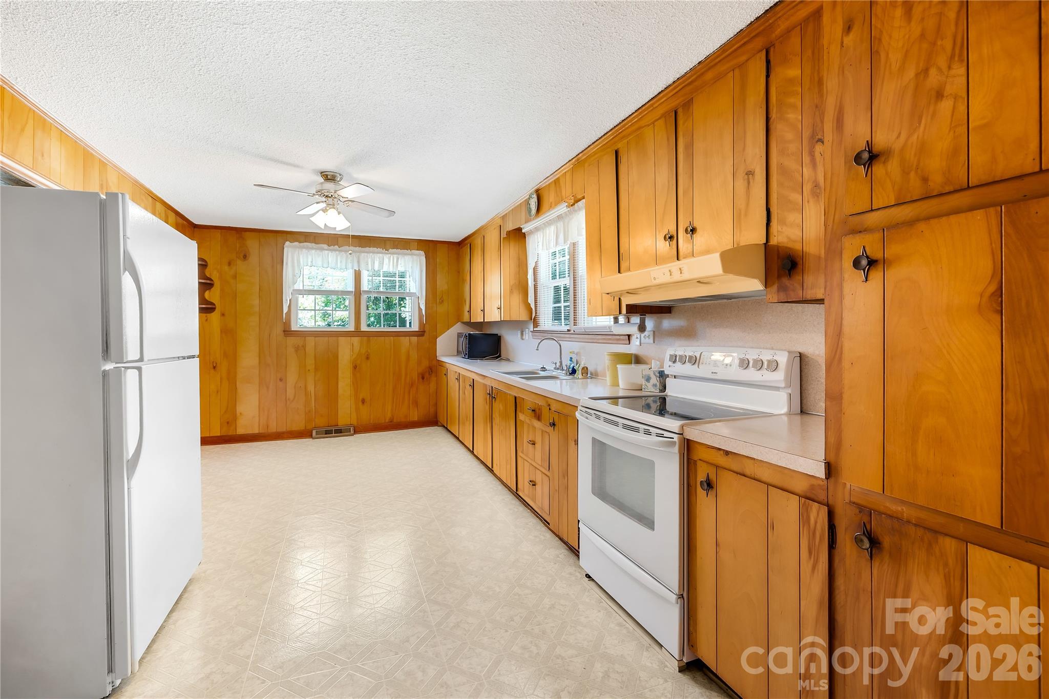 213 Ledford Drive Property Photo 23