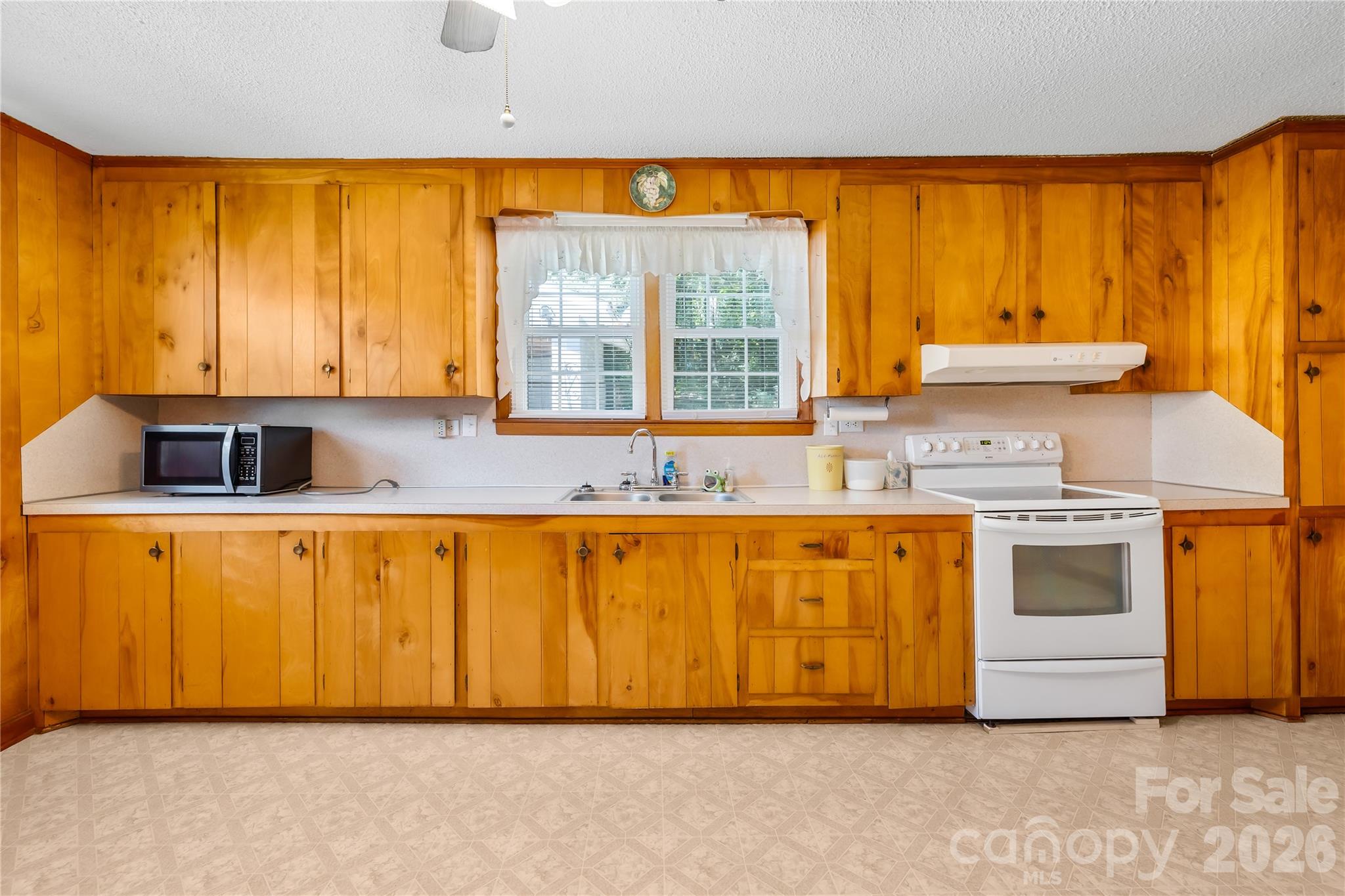 213 Ledford Drive Property Photo 25