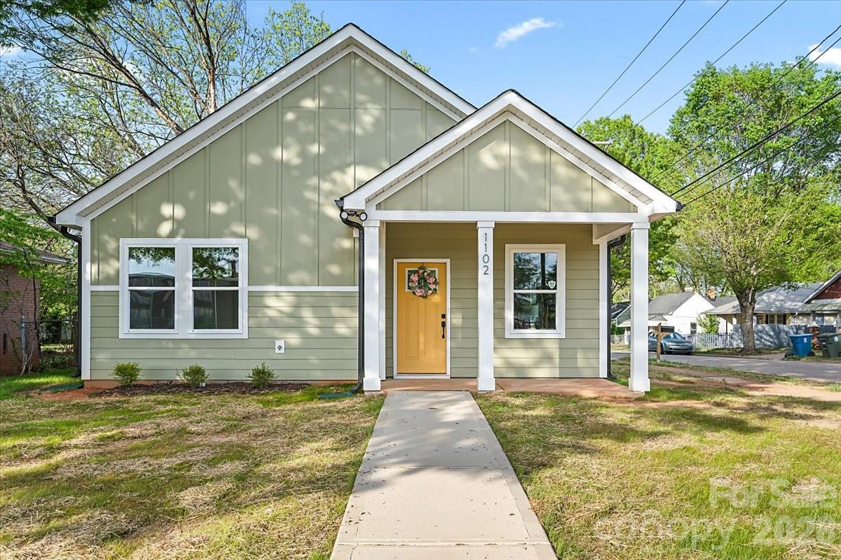 1102 W Horah Street Property Photo 1