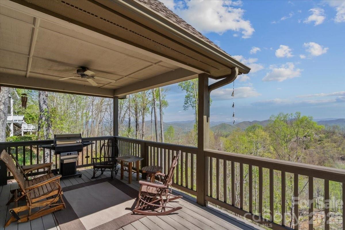 410 Springhouse Drive Property Photo 14