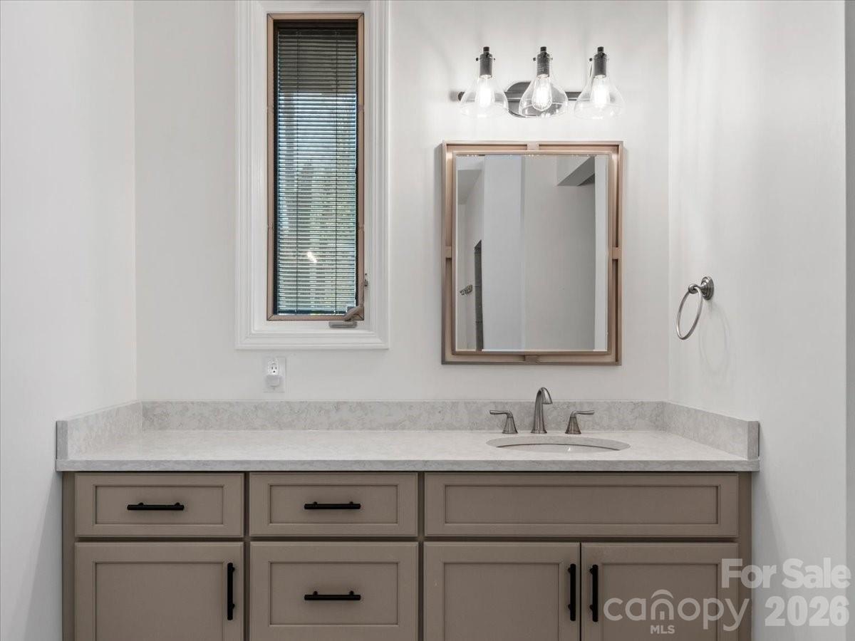 410 Springhouse Drive Property Photo 24