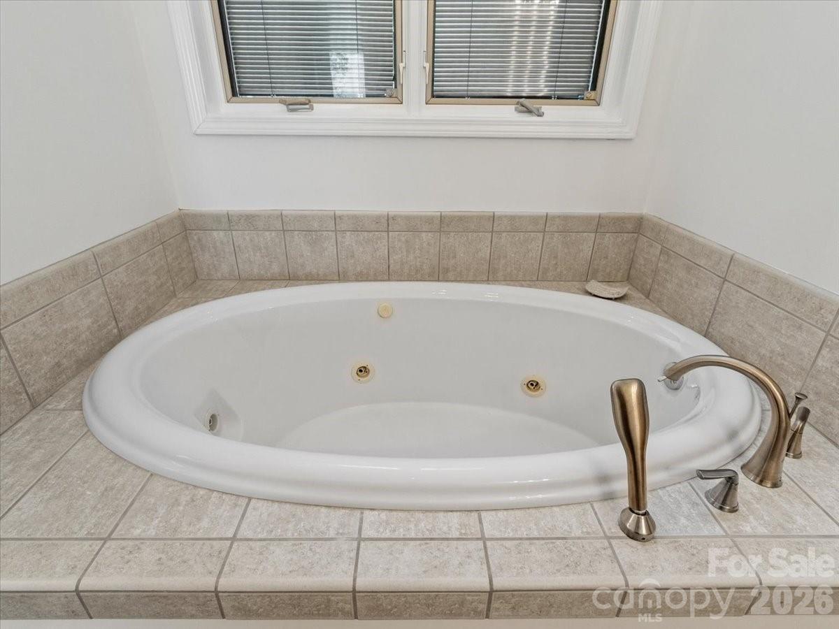410 Springhouse Drive Property Photo 25
