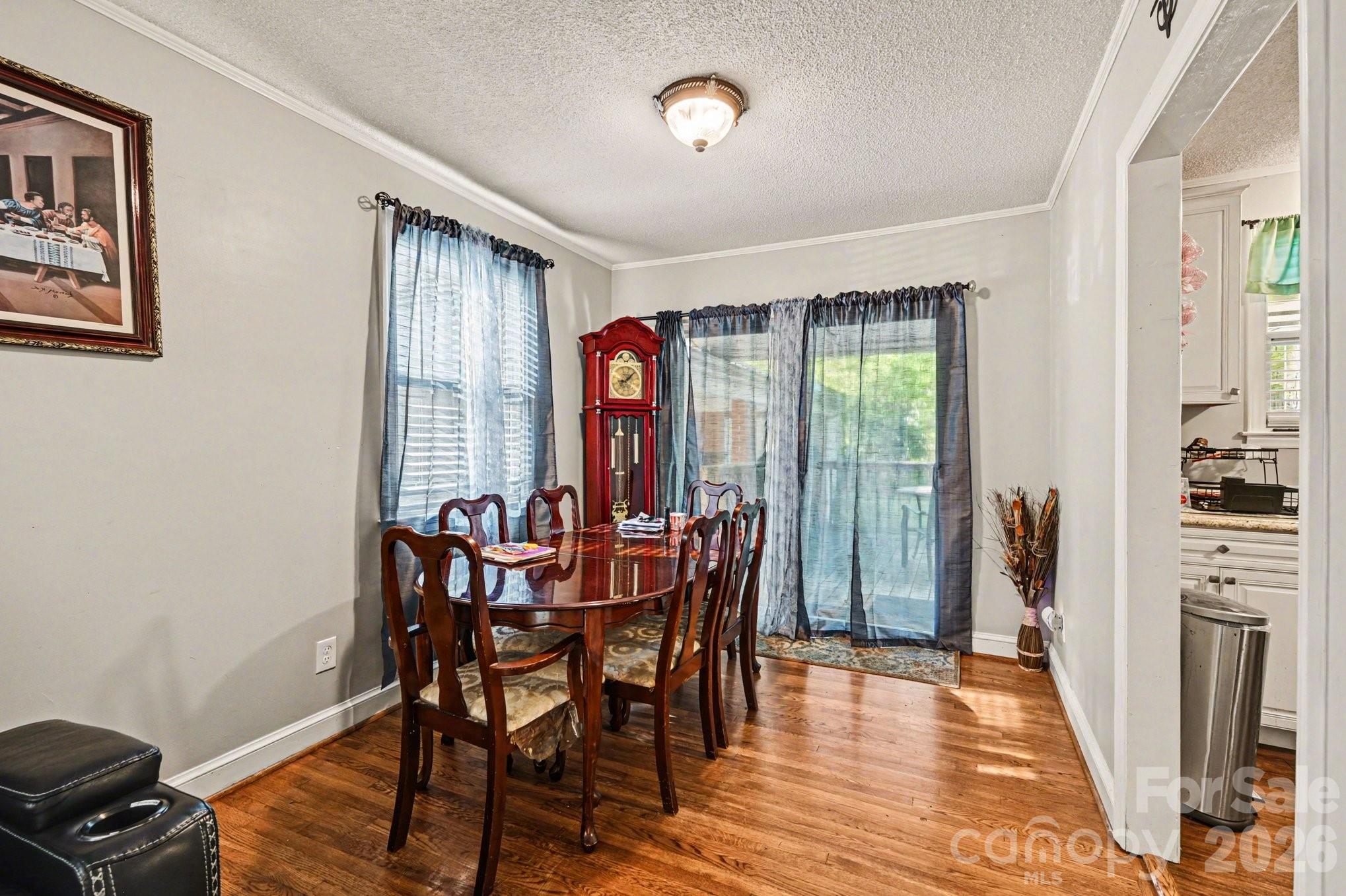 102 Azalea Road Property Photo 7