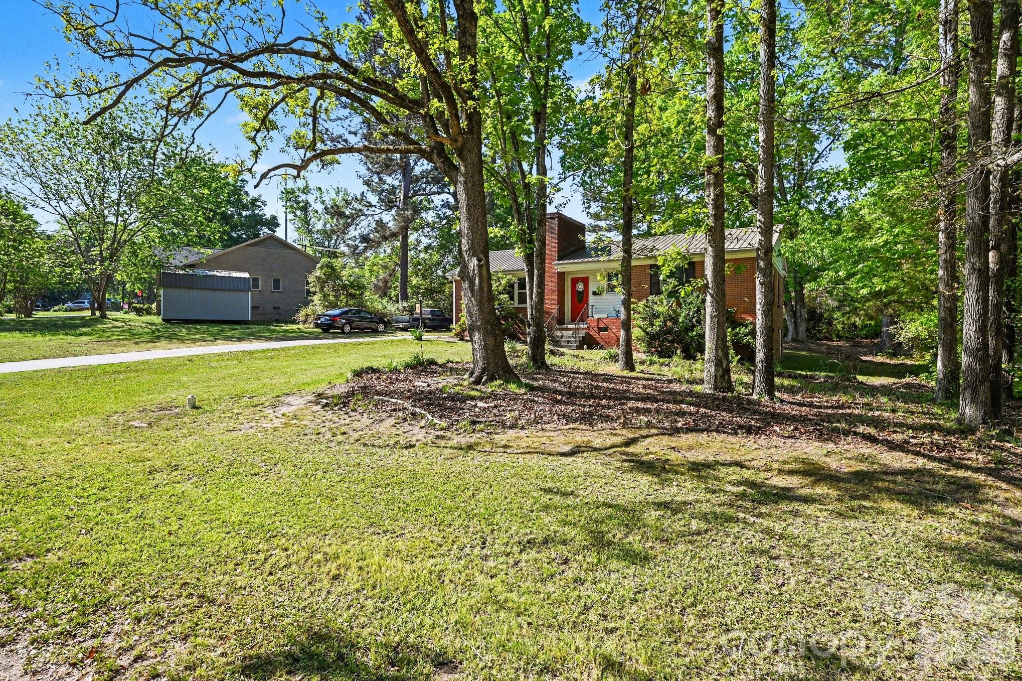 102 Azalea Road Property Photo 18