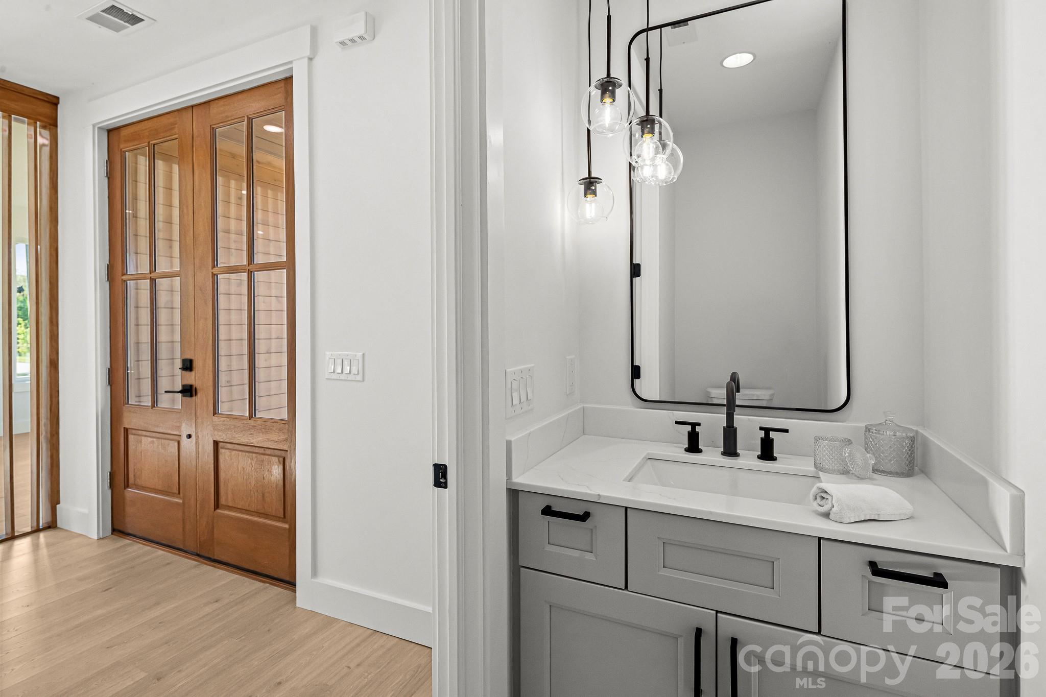742 New Hope Road Property Photo 12