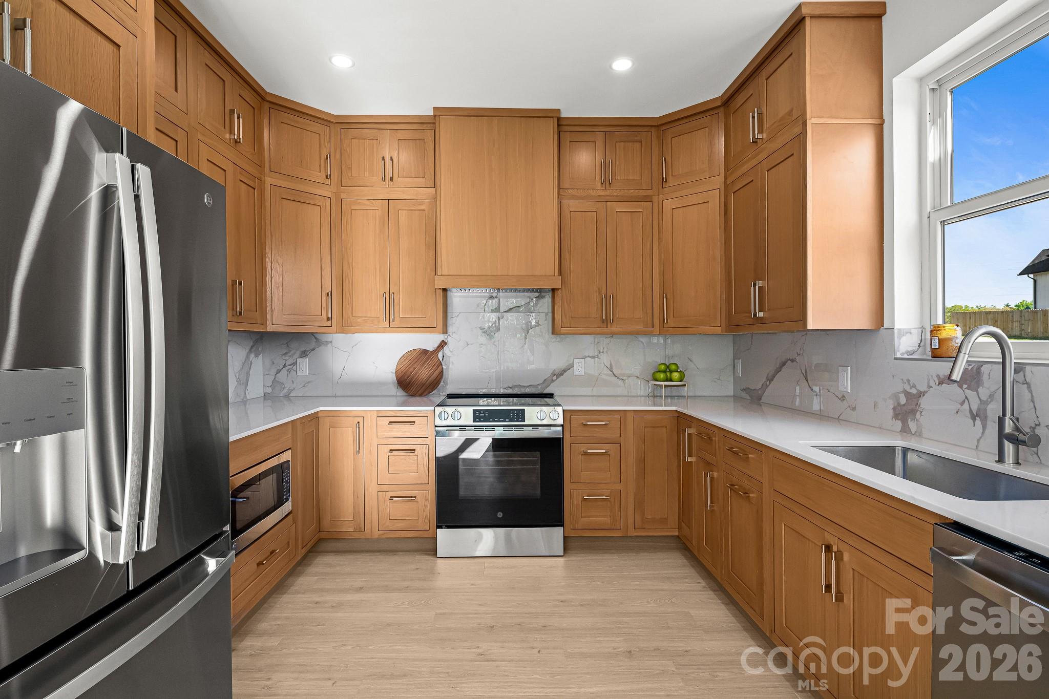 742 New Hope Road Property Photo 15