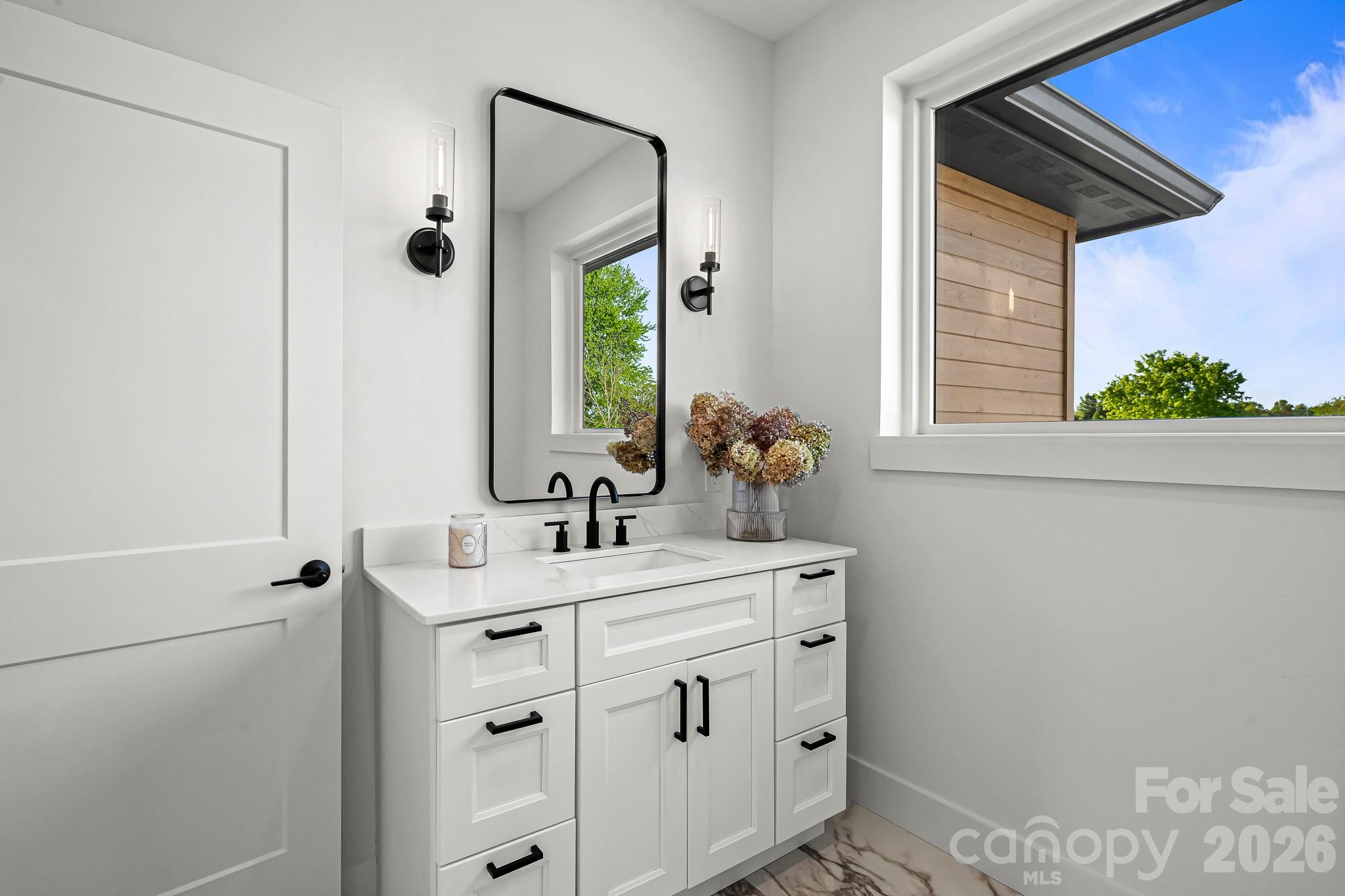 742 New Hope Road Property Photo 30
