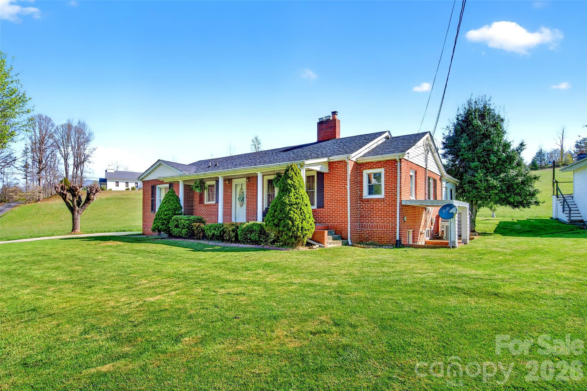 1511 White Oak Road Property Photo 5
