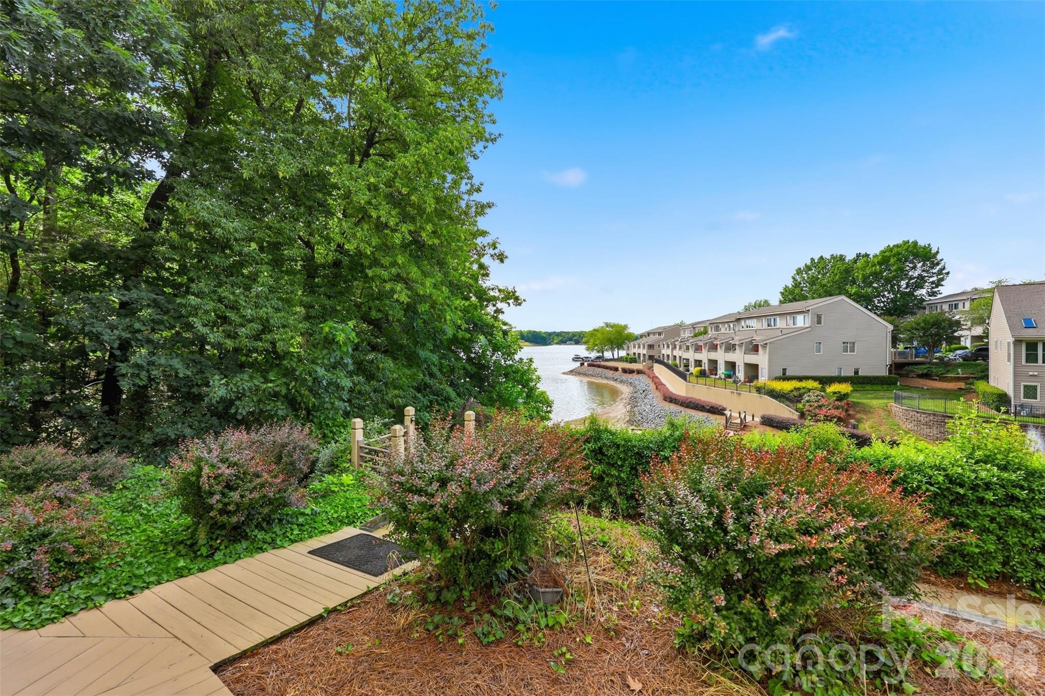 14614 Waterside Drive Property Photo 30
