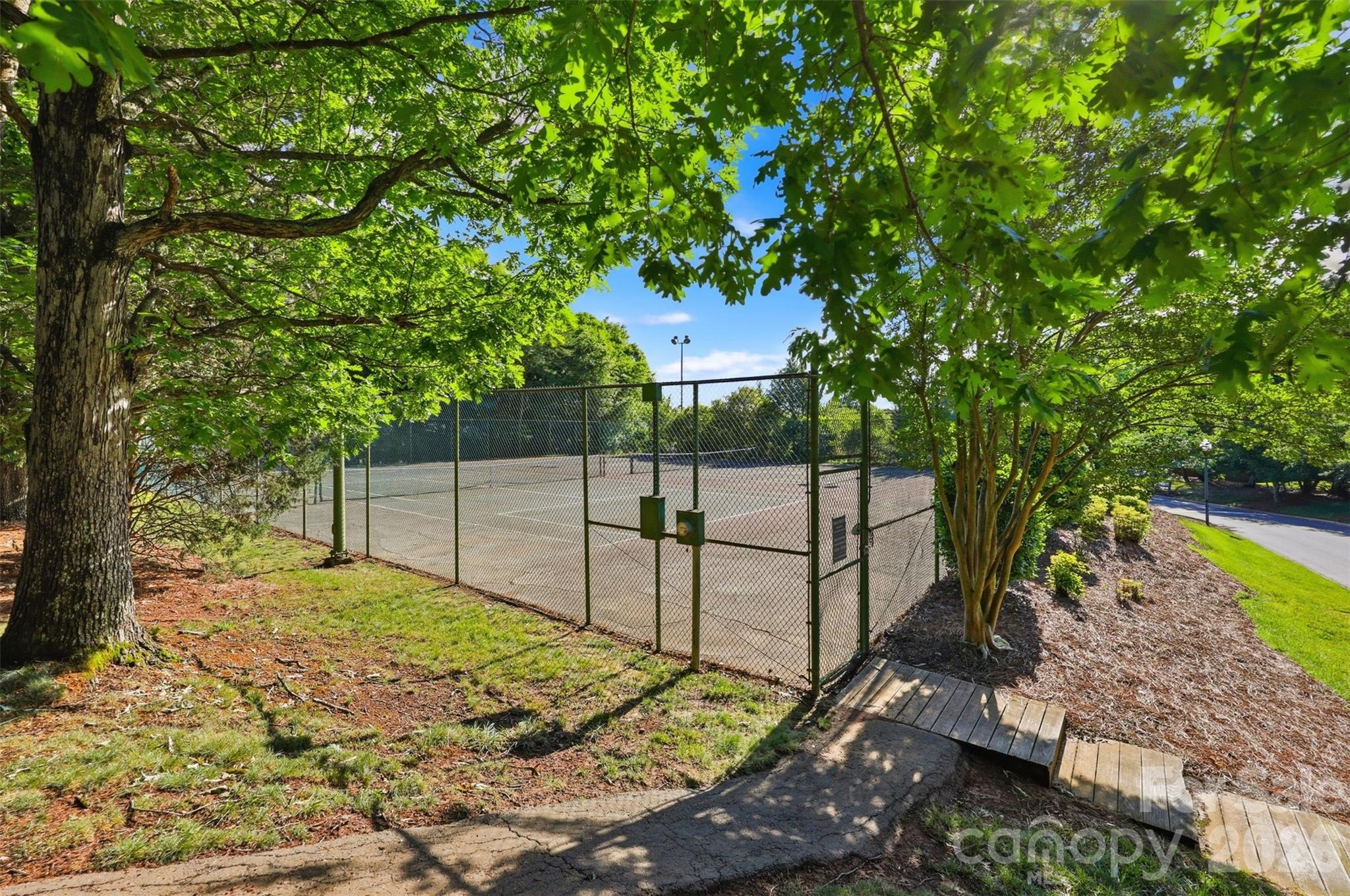 14614 Waterside Drive Property Photo 45