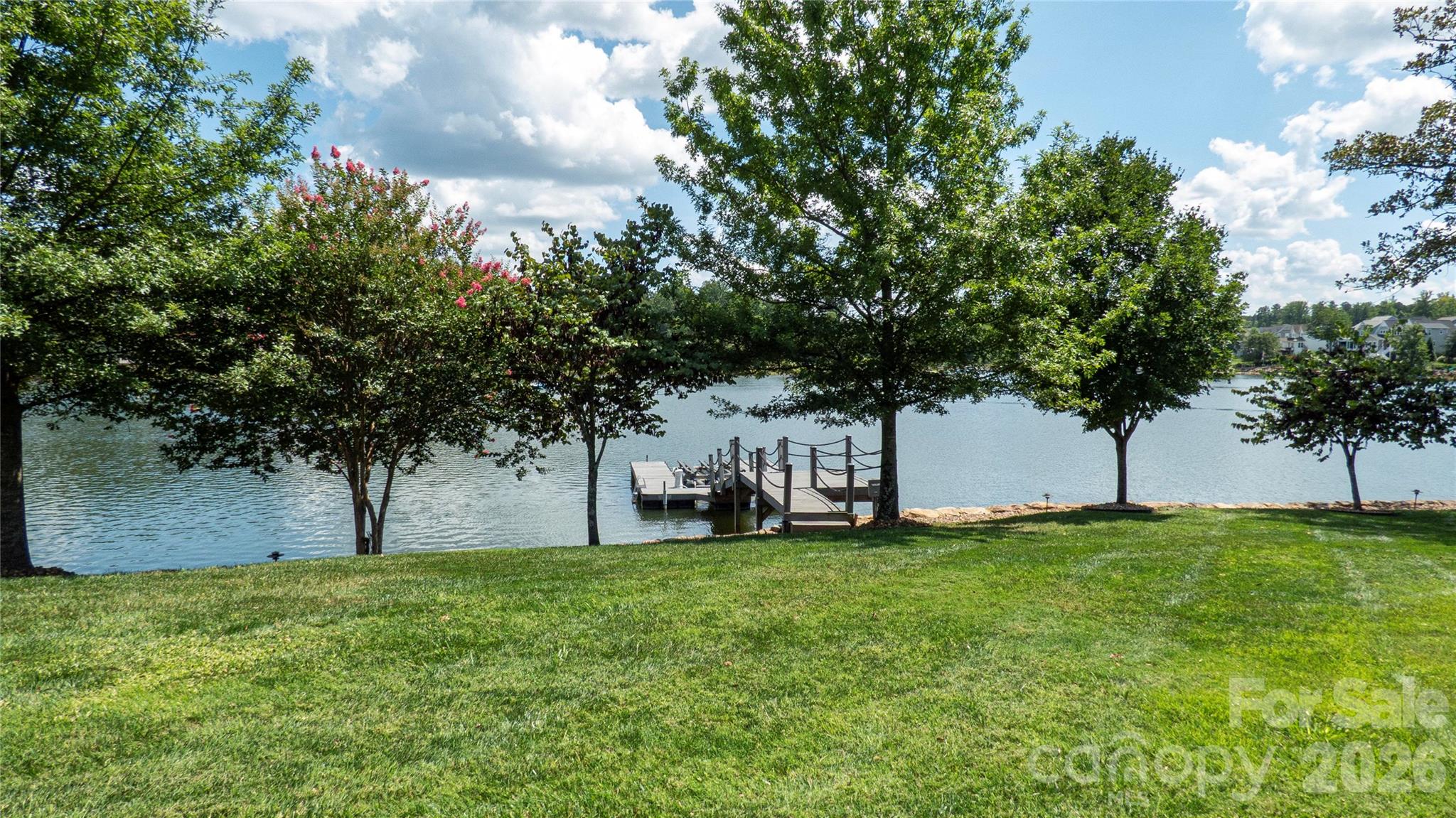 122 Sisters Cove Court Property Photo 3