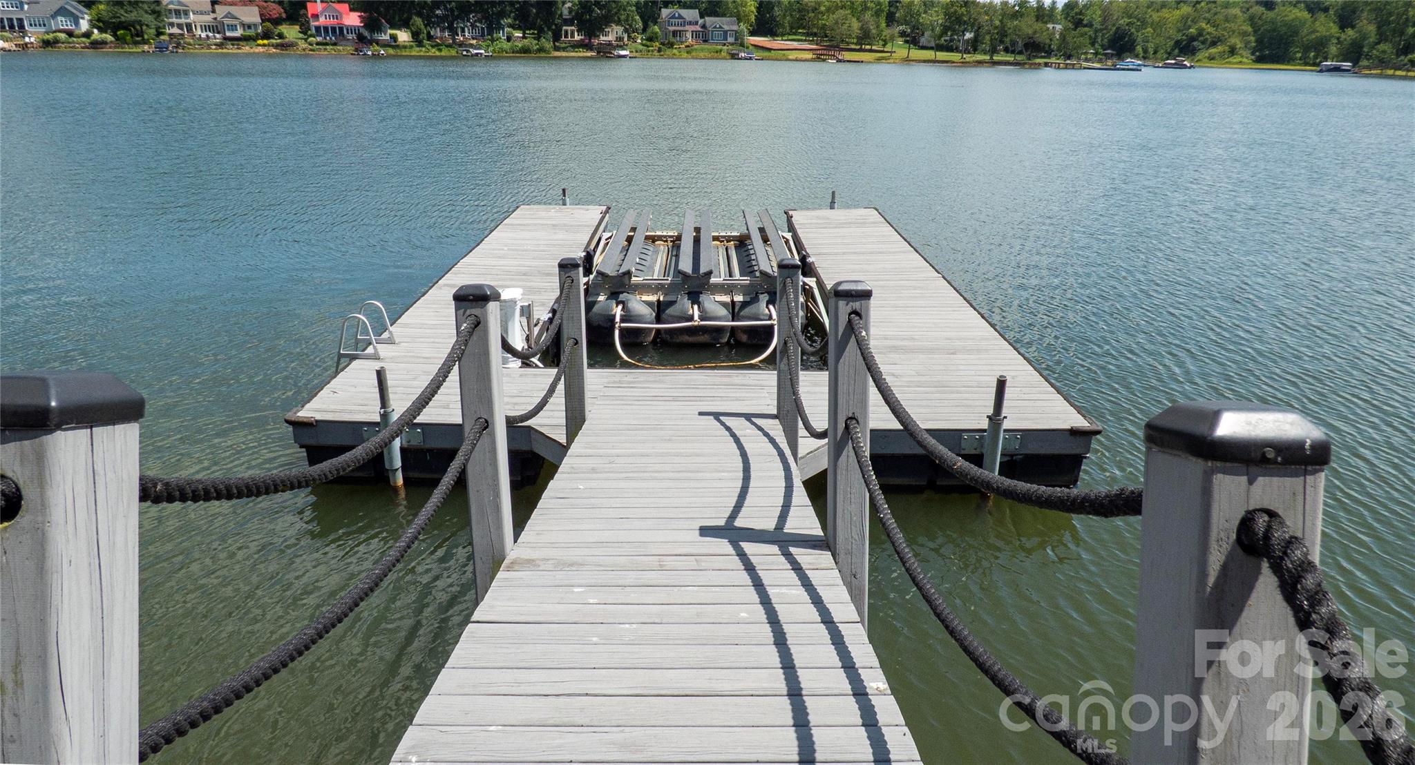122 Sisters Cove Court Property Photo 5