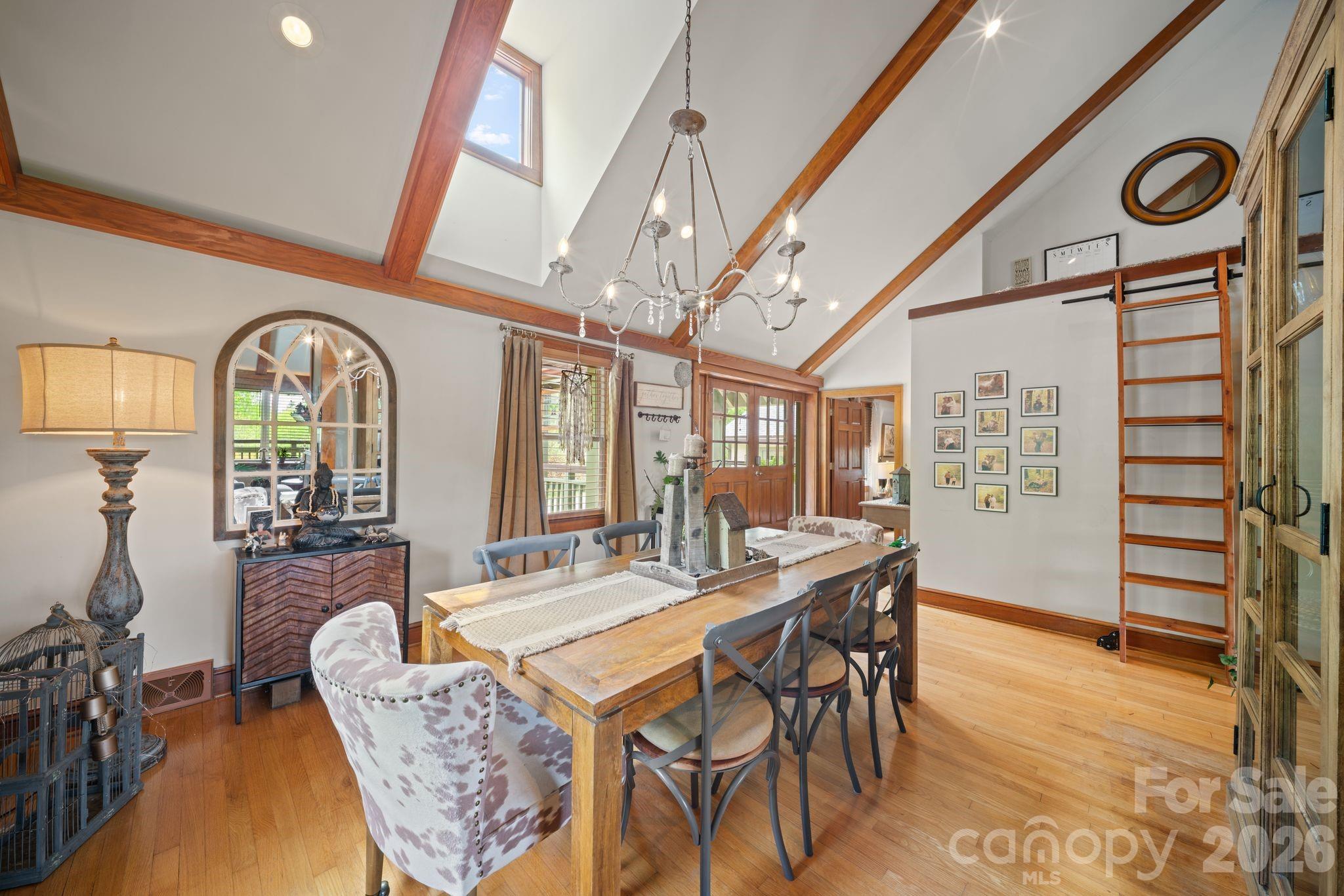 25 View Ridge Parkway Property Photo 8