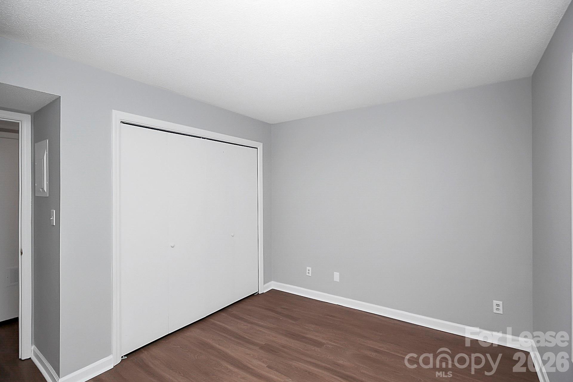 5823 Green Forest Drive Property Photo 18