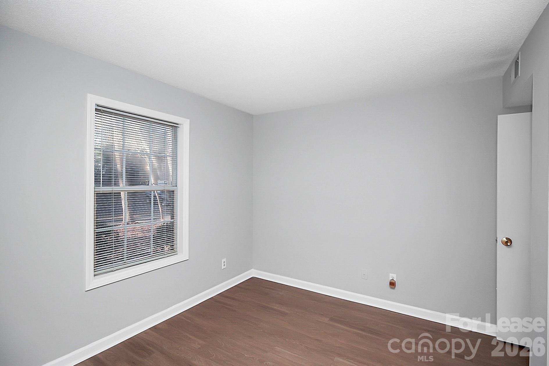 5823 Green Forest Drive Property Photo 20