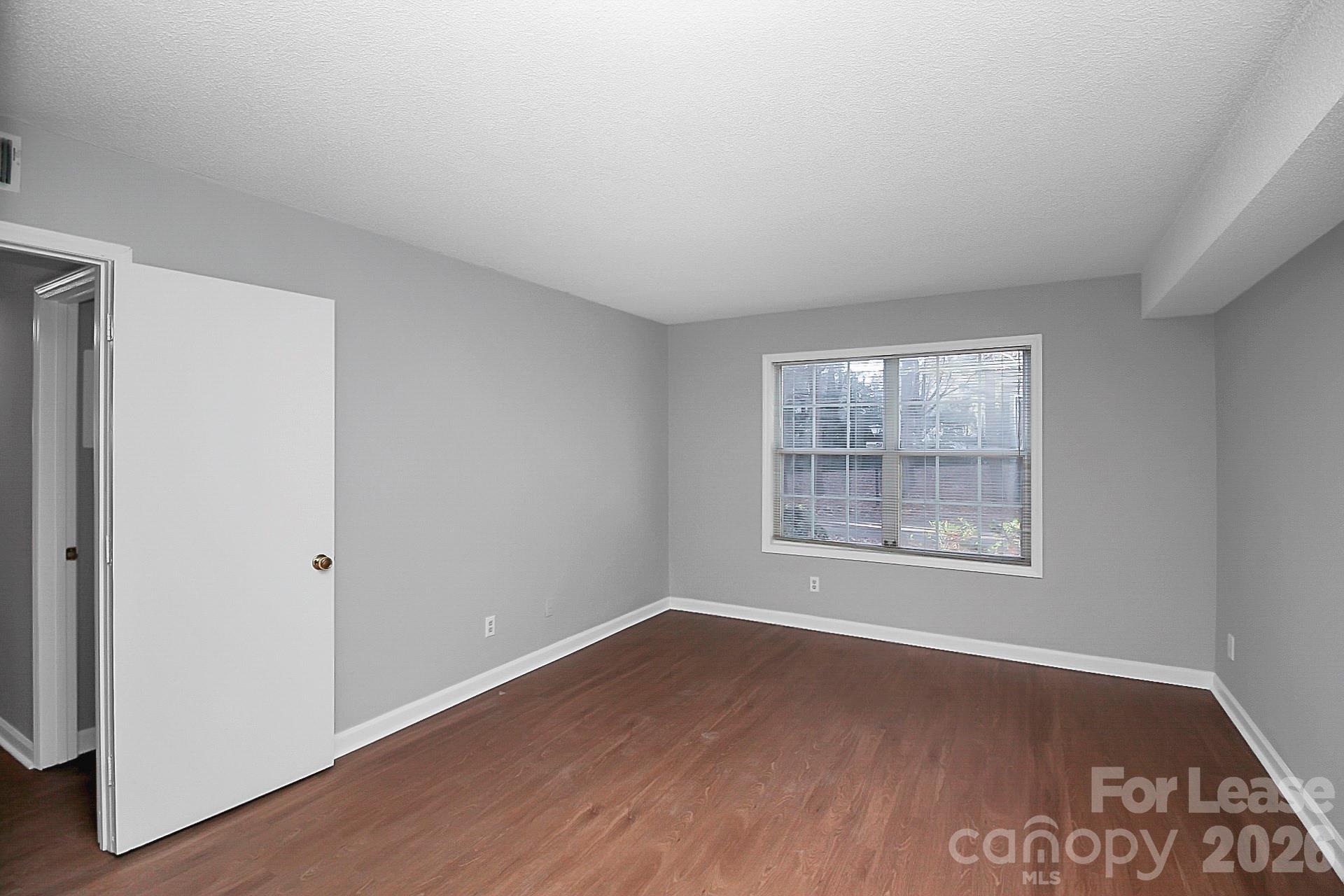 5823 Green Forest Drive Property Photo 23