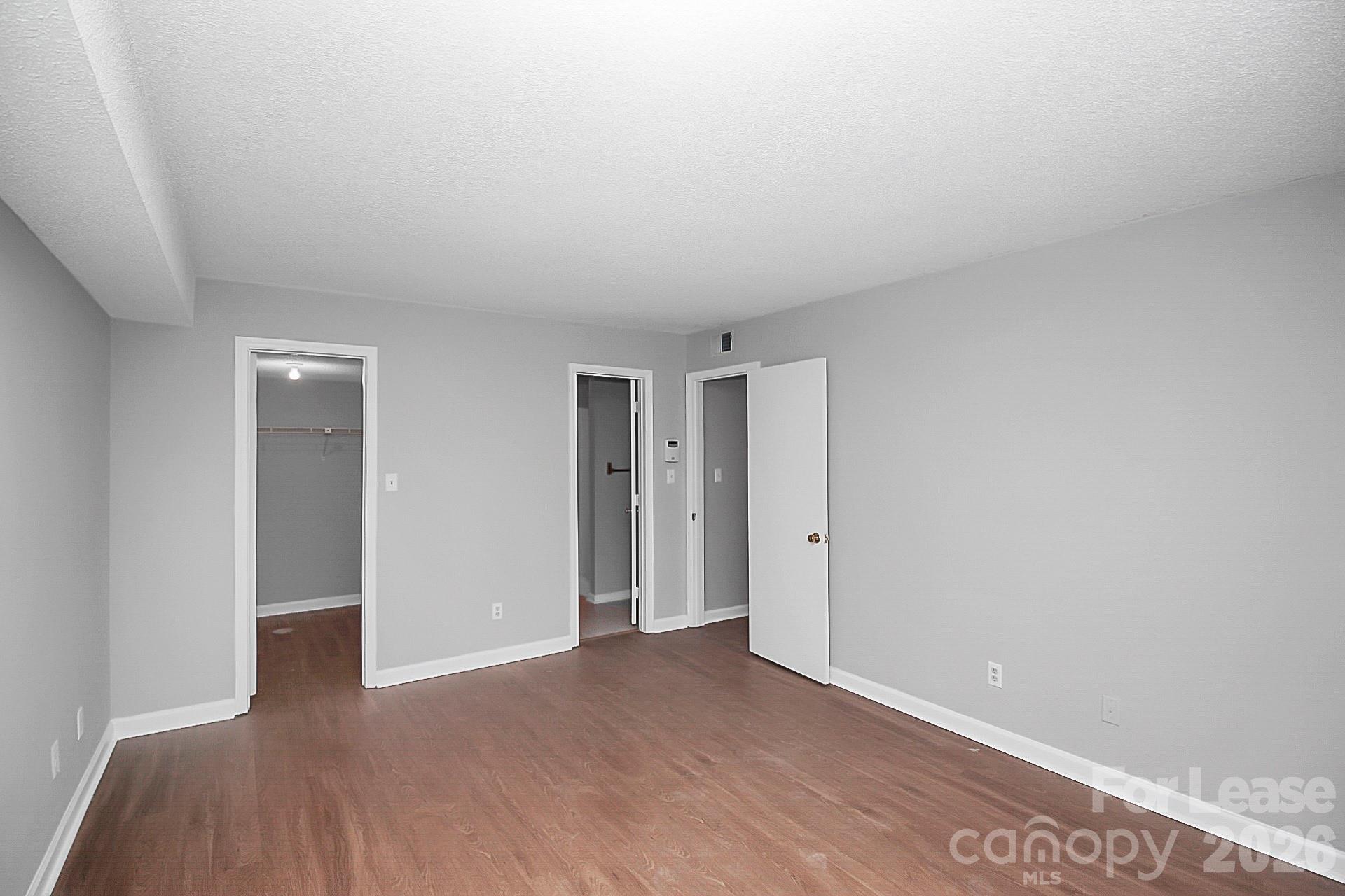 5823 Green Forest Drive Property Photo 24