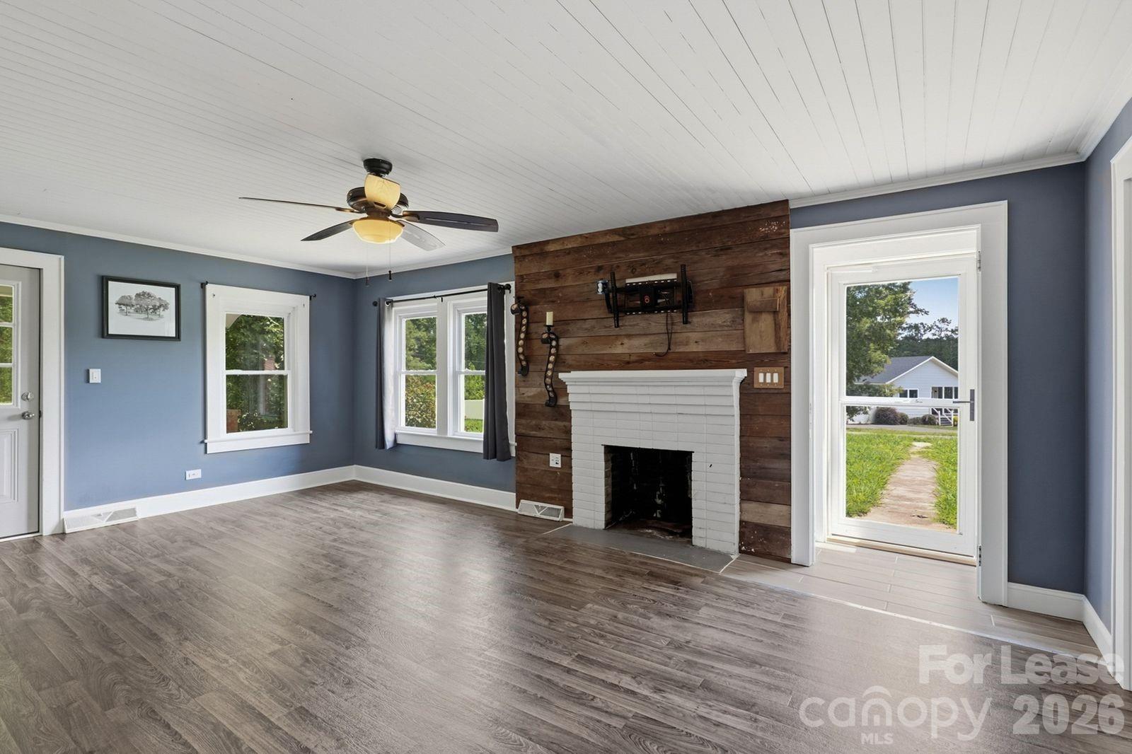 40806 Southbound Road A Property Photo 9
