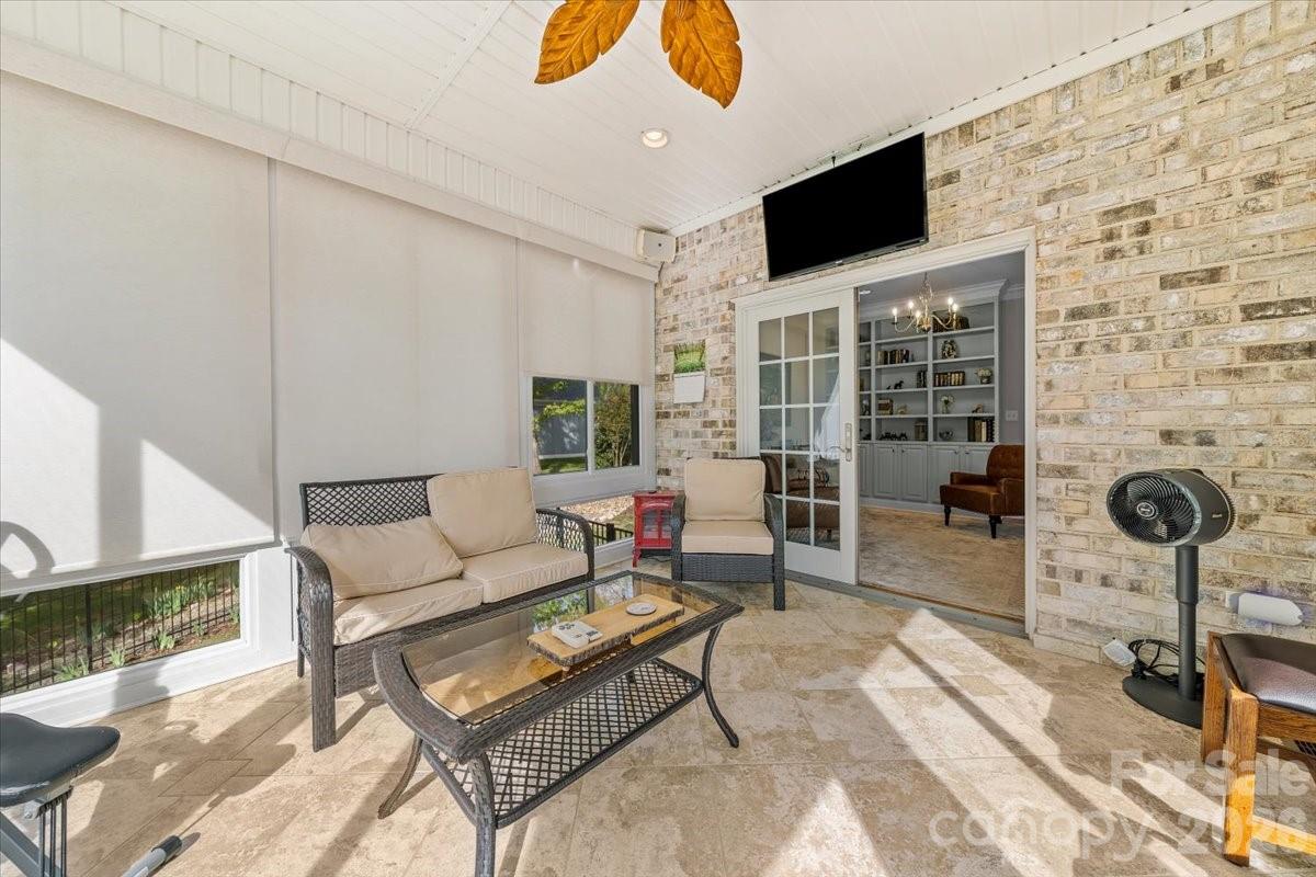 135 Harbor Drive Property Photo 20