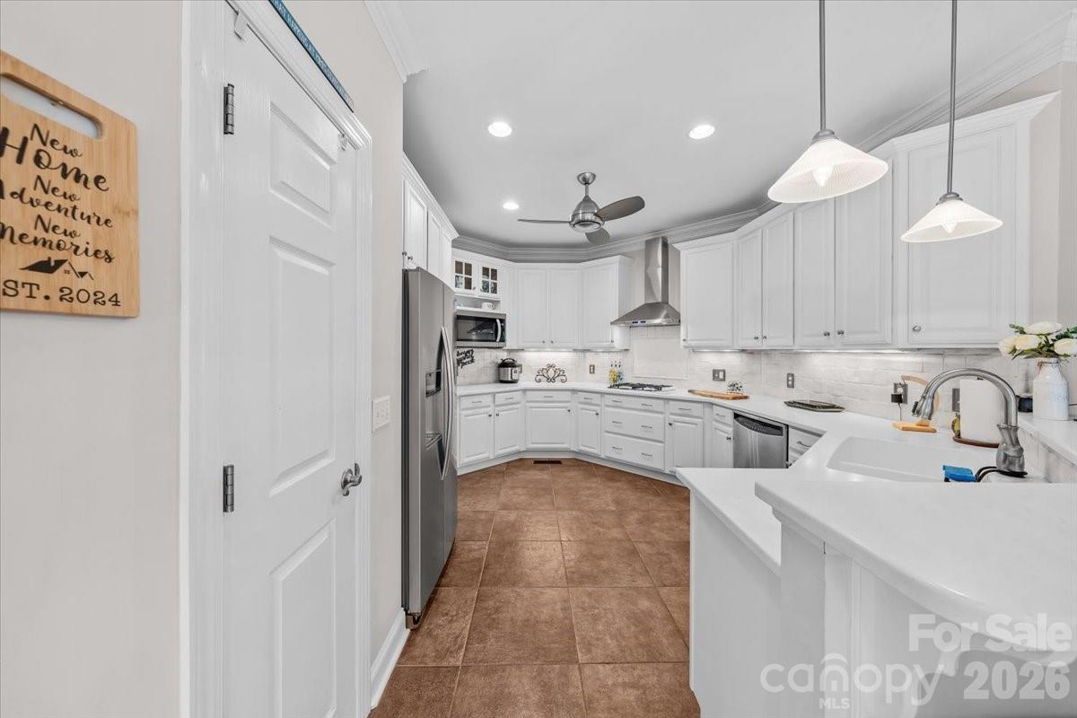 135 Harbor Drive Property Photo 25