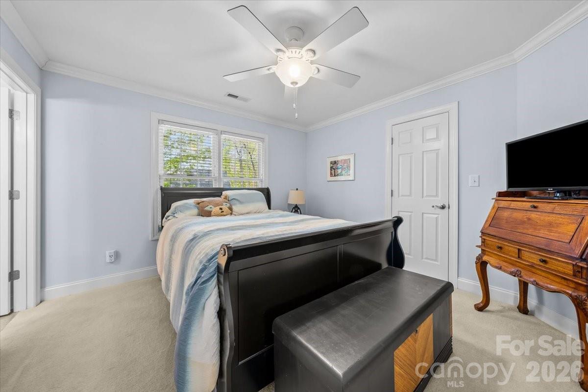 135 Harbor Drive Property Photo 34