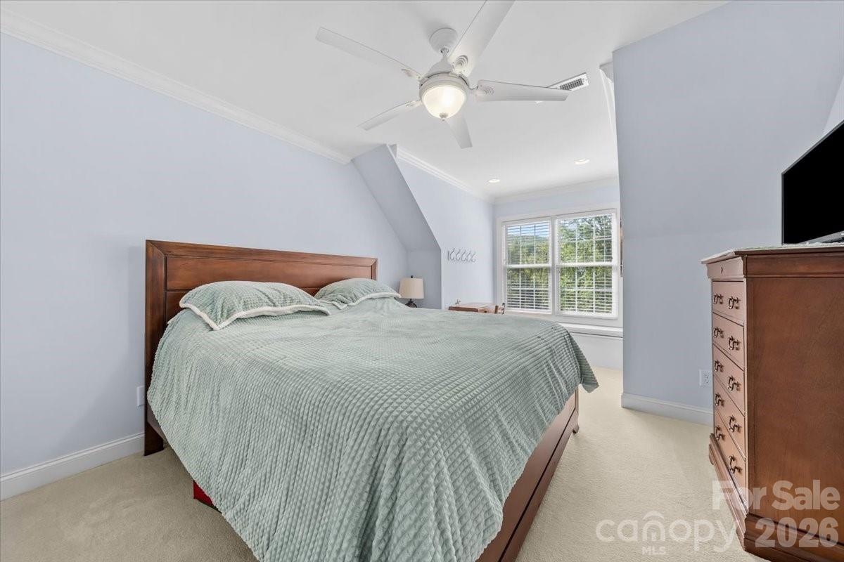 135 Harbor Drive Property Photo 38