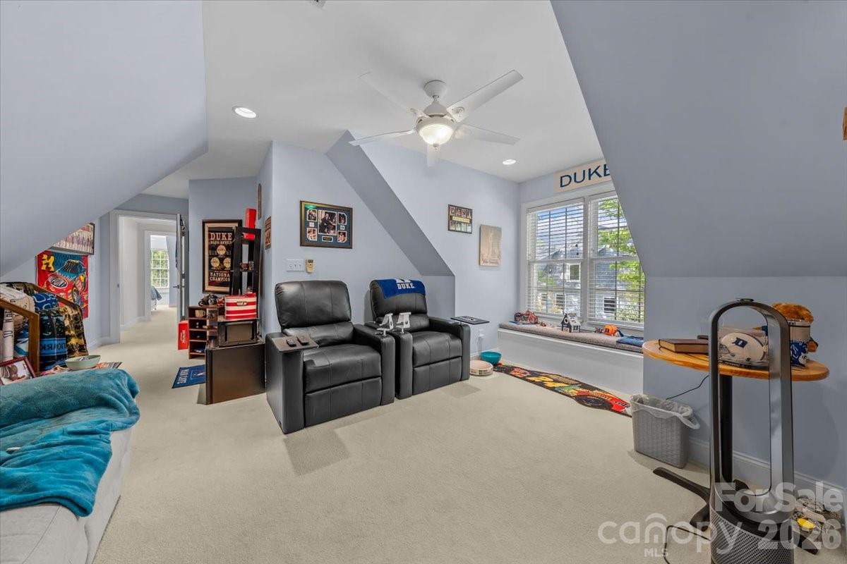 135 Harbor Drive Property Photo 41