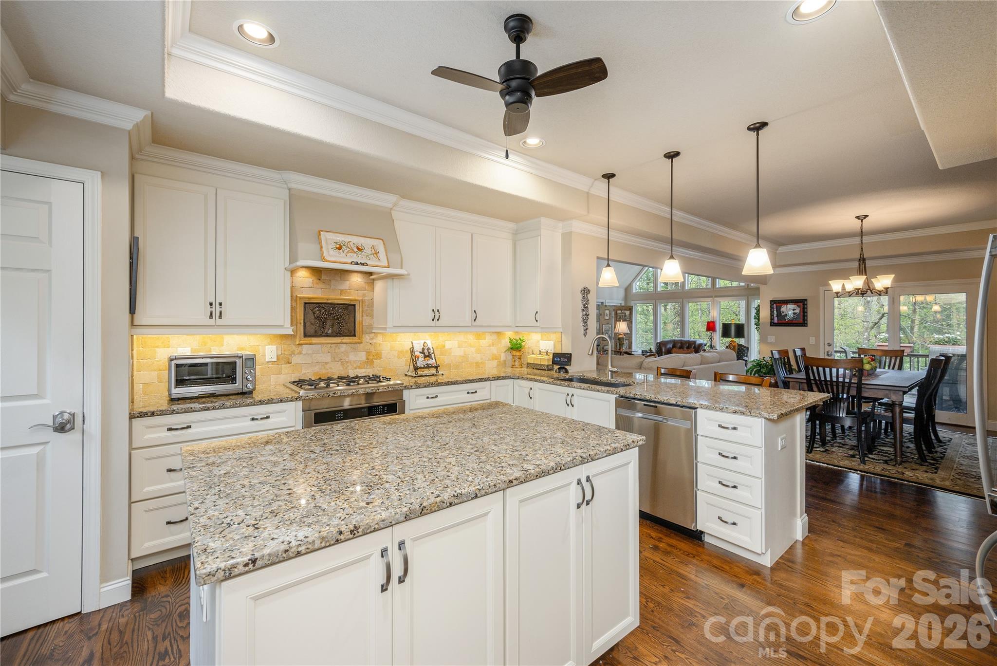 508 Cobblestone Lane Property Photo 14