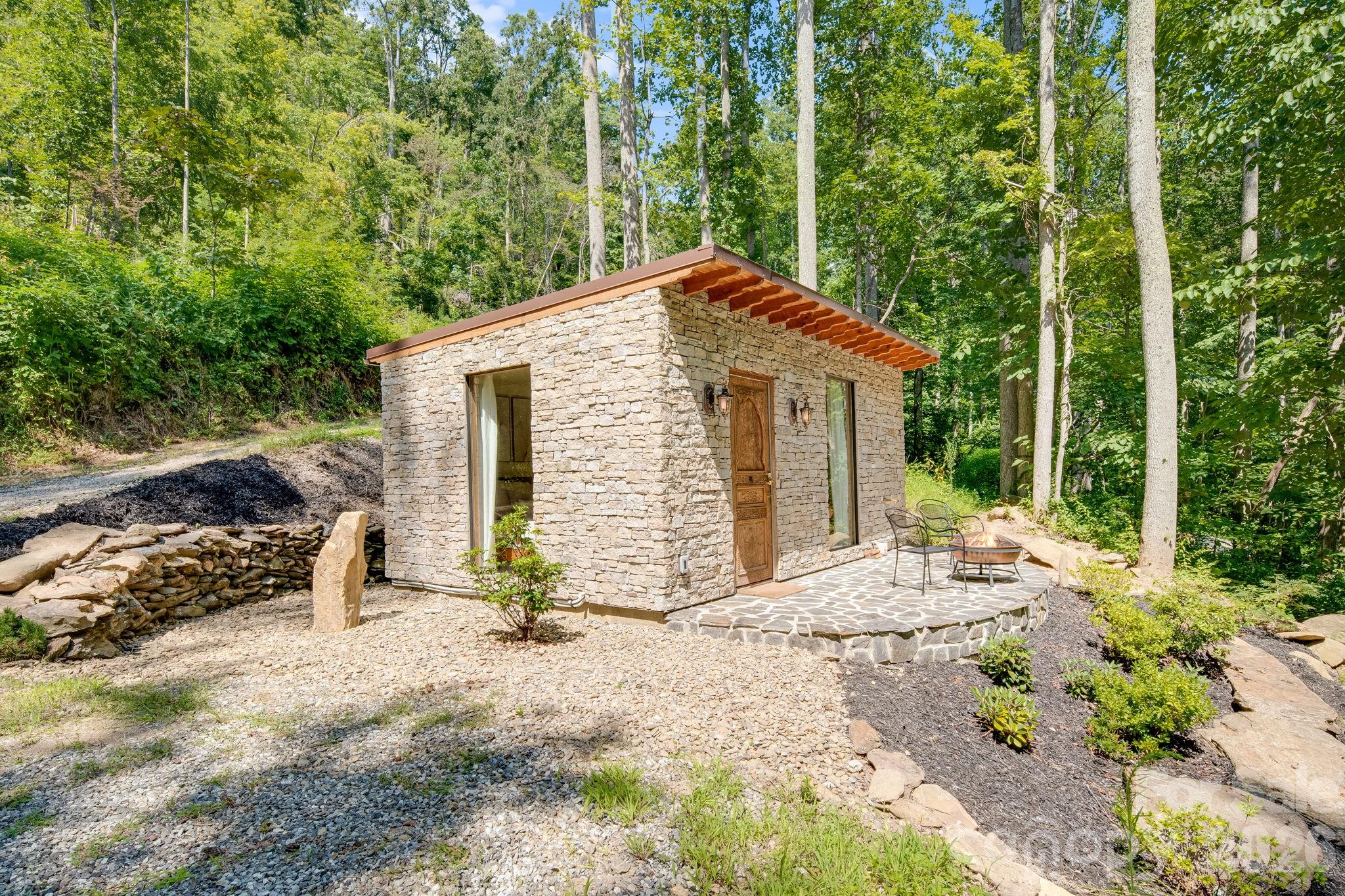 44 Azura Gdns None Property Photo 37