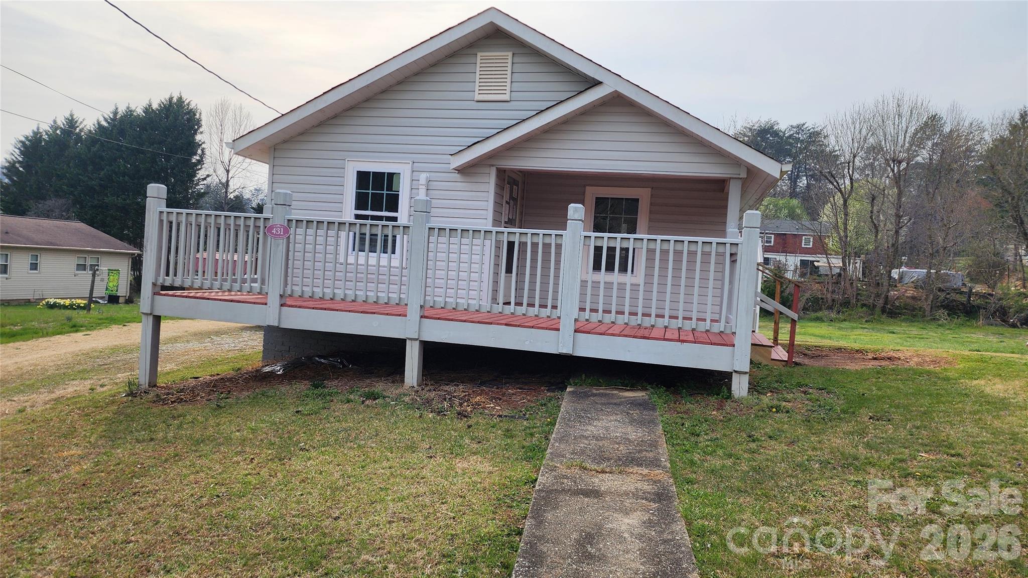 431 Ashworth Circle Property Photo 2