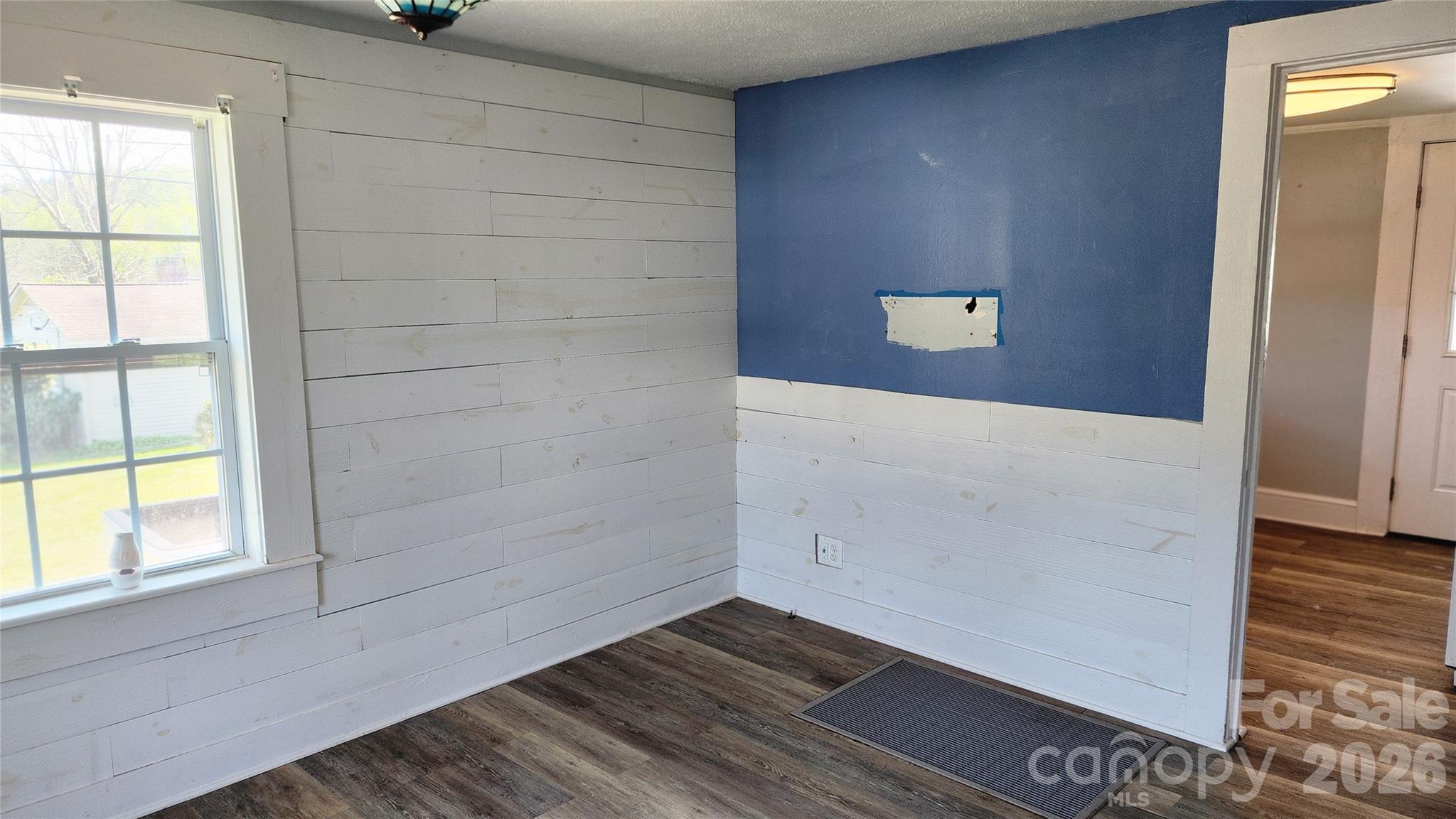 431 Ashworth Circle Property Photo 4