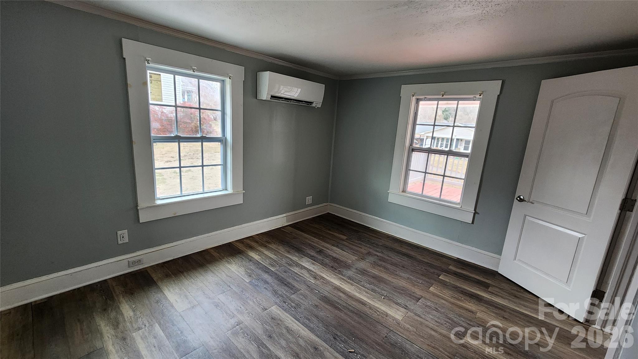 431 Ashworth Circle Property Photo 6