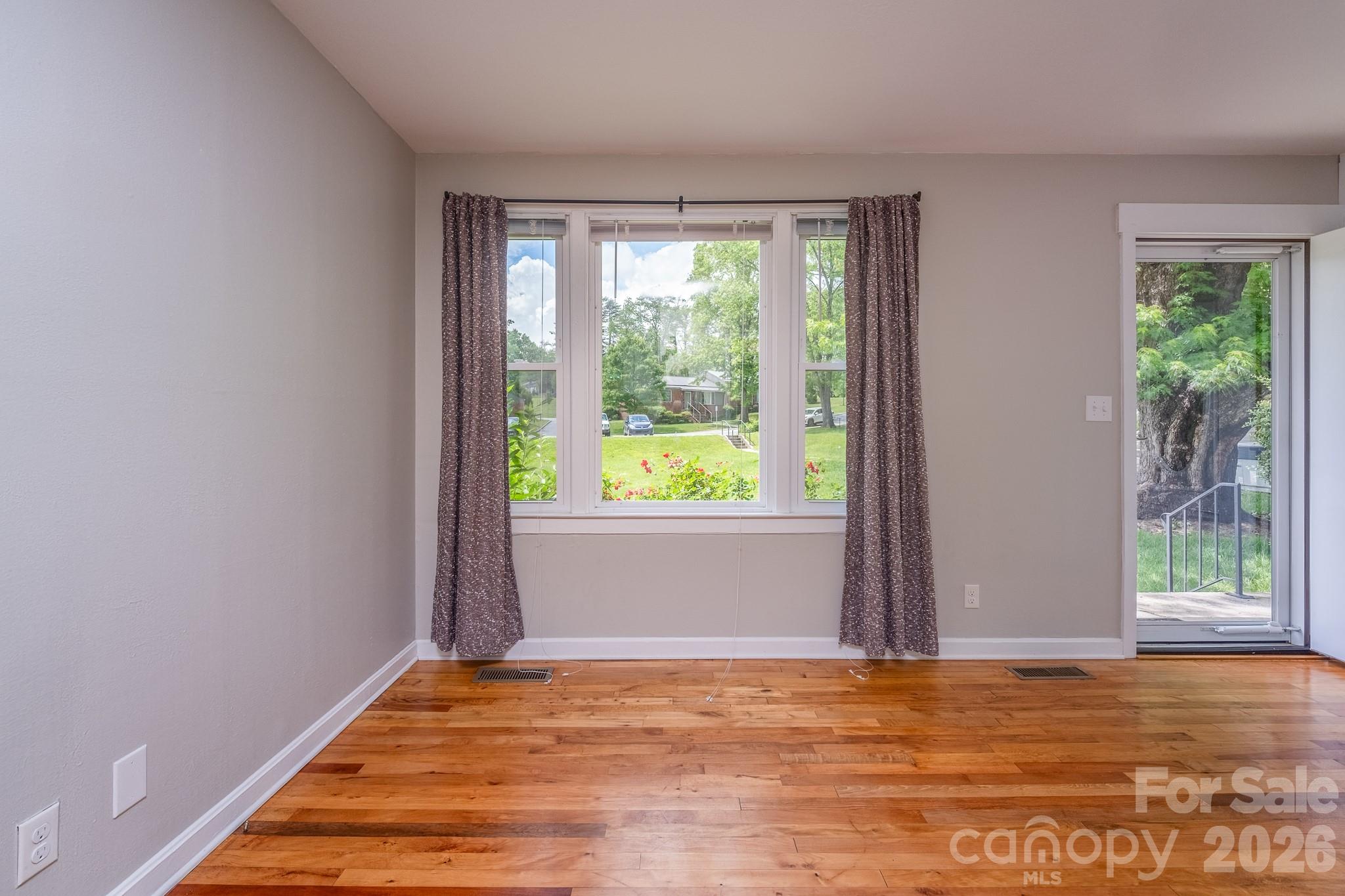 41 Trowbridge Lane Property Photo 8