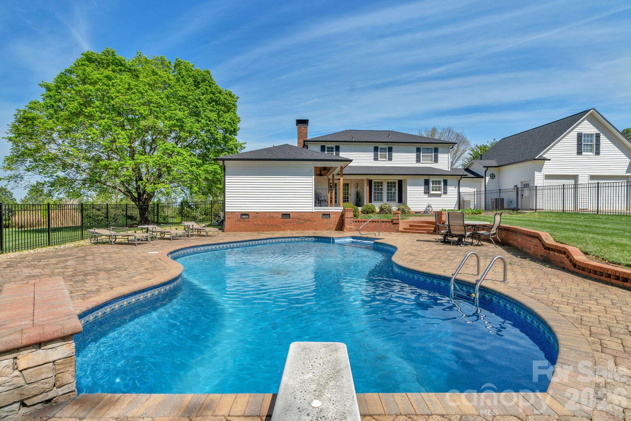 8698 Rocky River Road Property Photo 3
