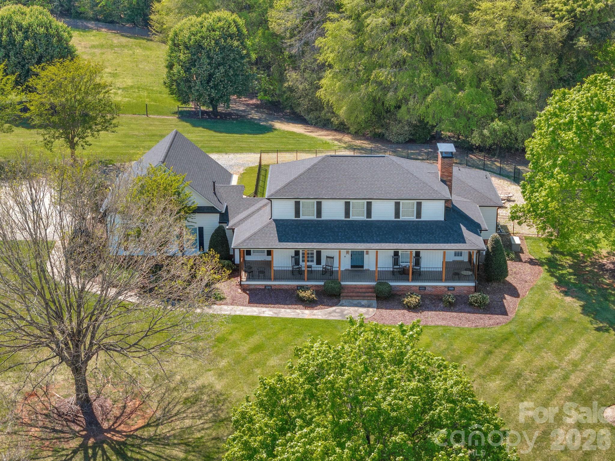 8698 Rocky River Road Property Photo 4