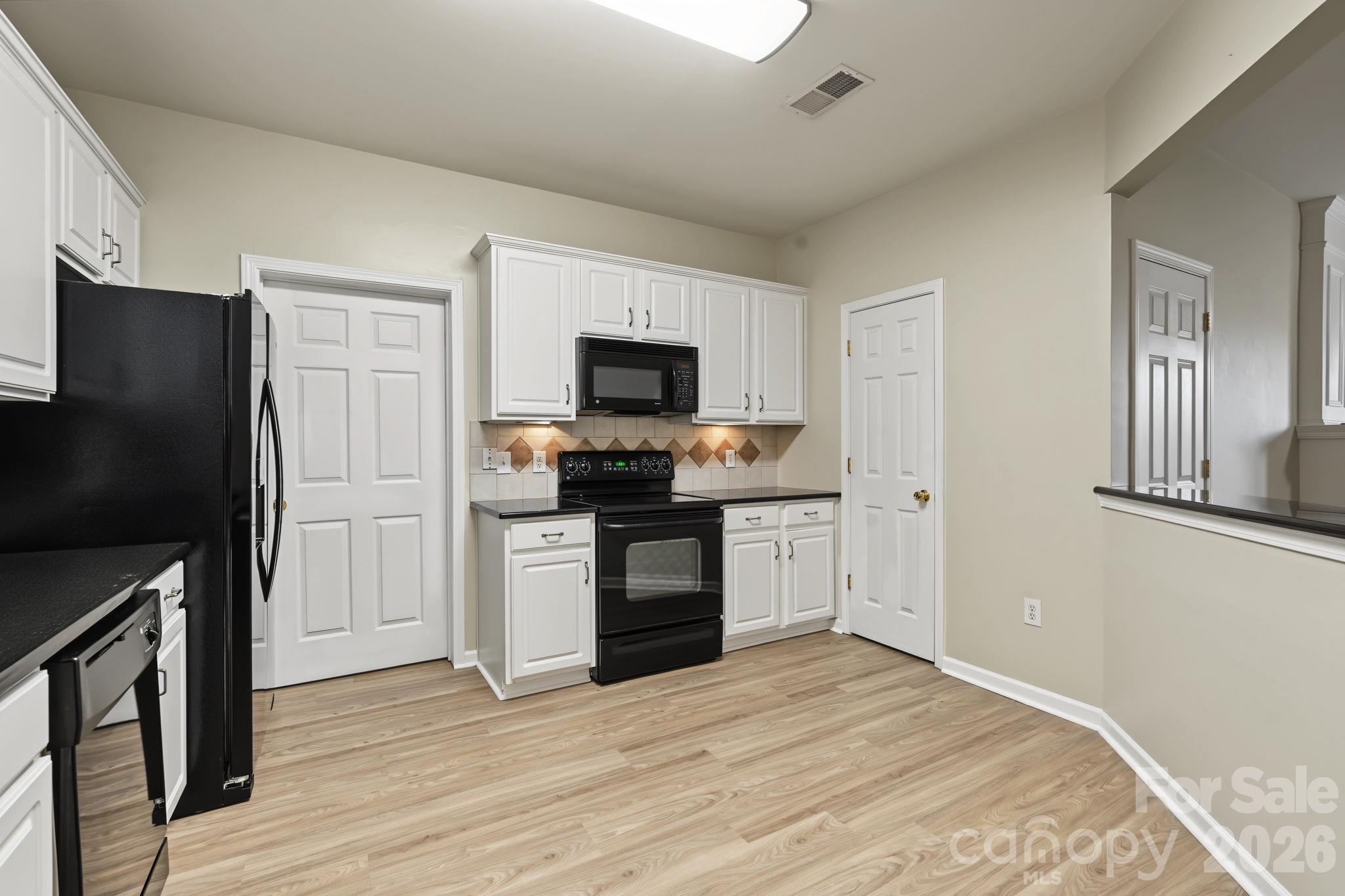 14331 San Paolo Lane Property Photo 13