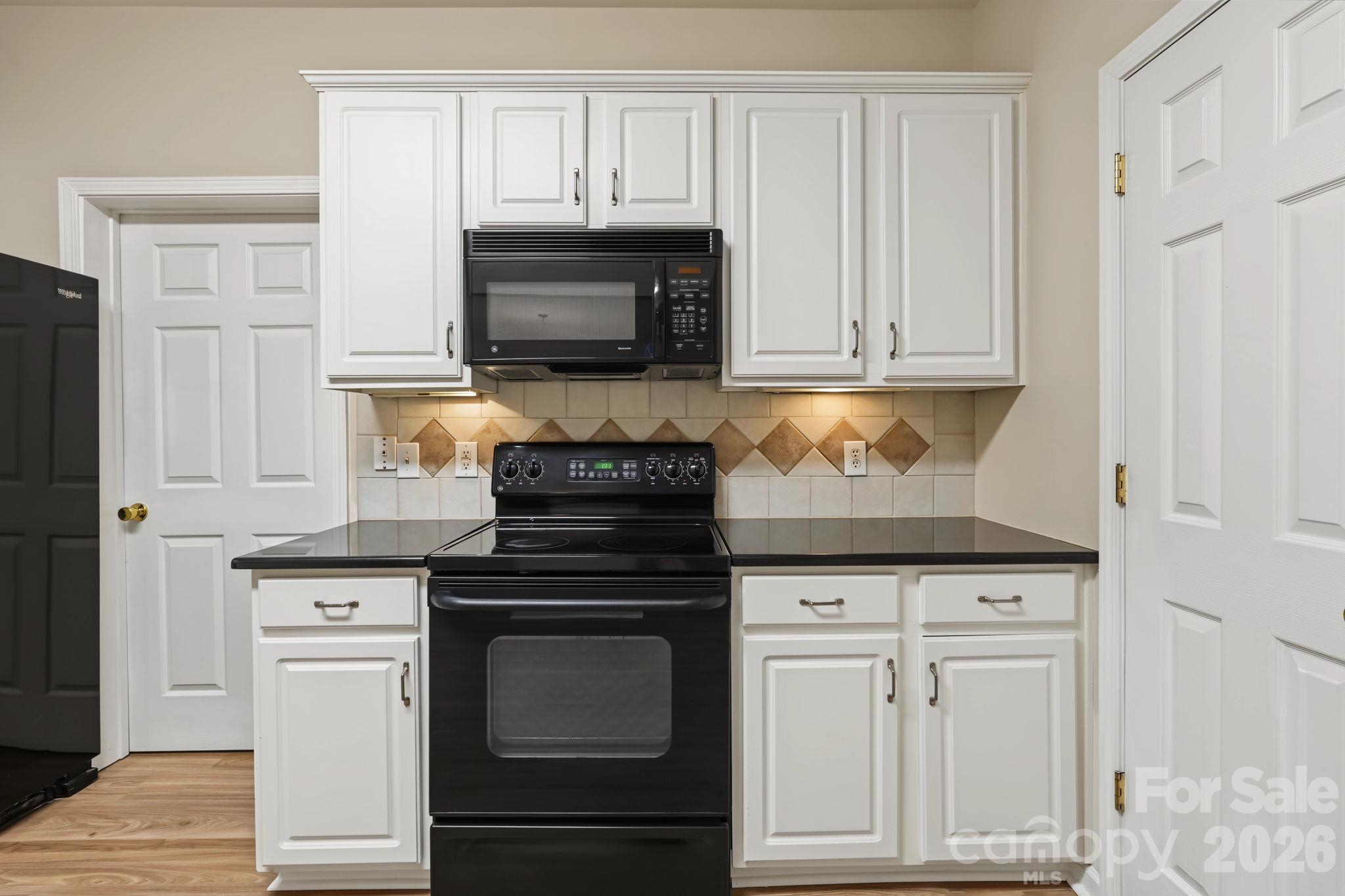 14331 San Paolo Lane Property Photo 14