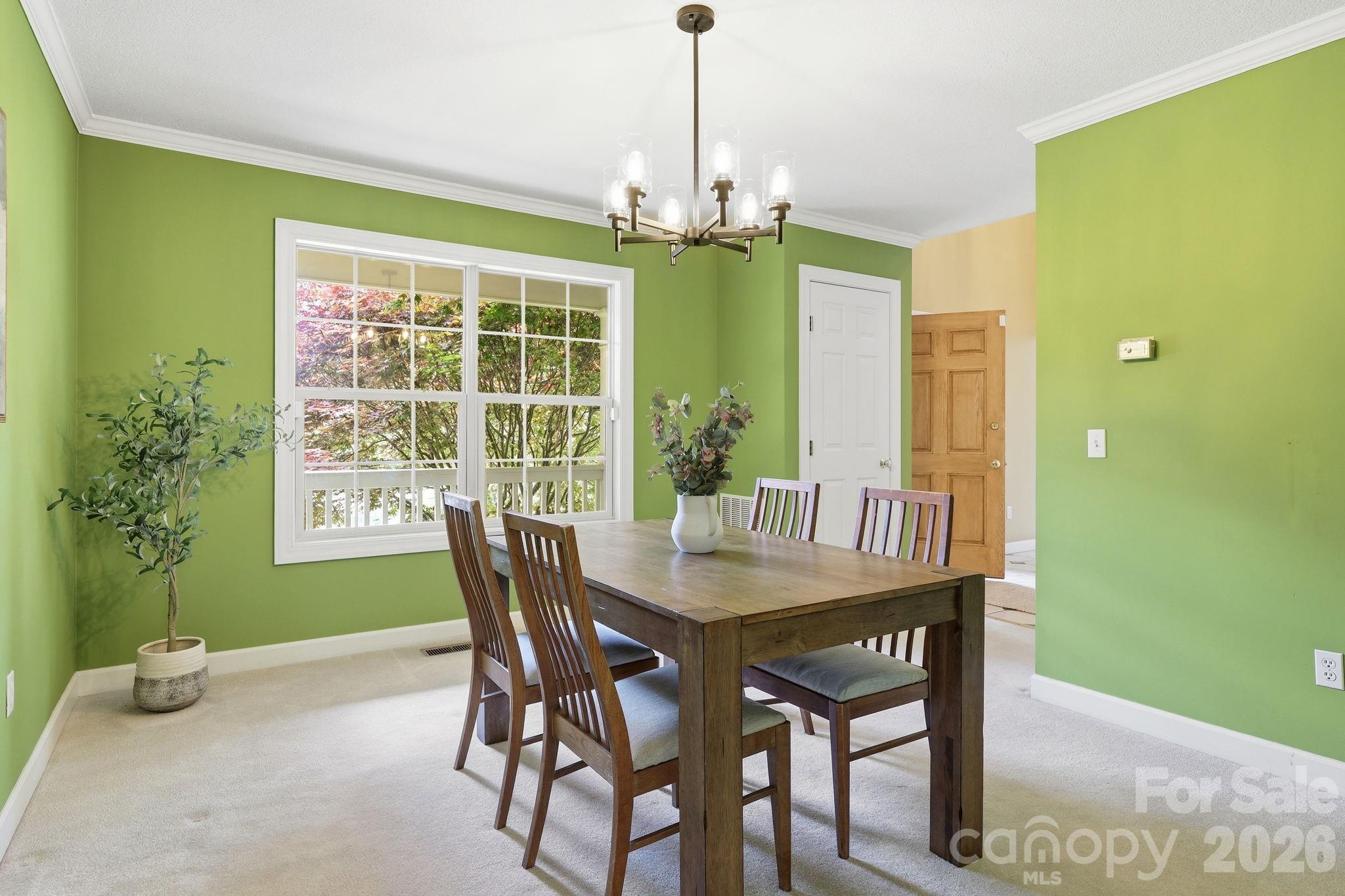 306 Woodview Court Property Photo 16