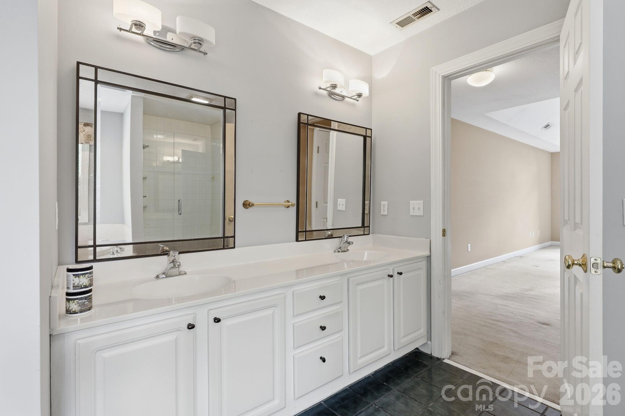 306 Woodview Court Property Photo 22