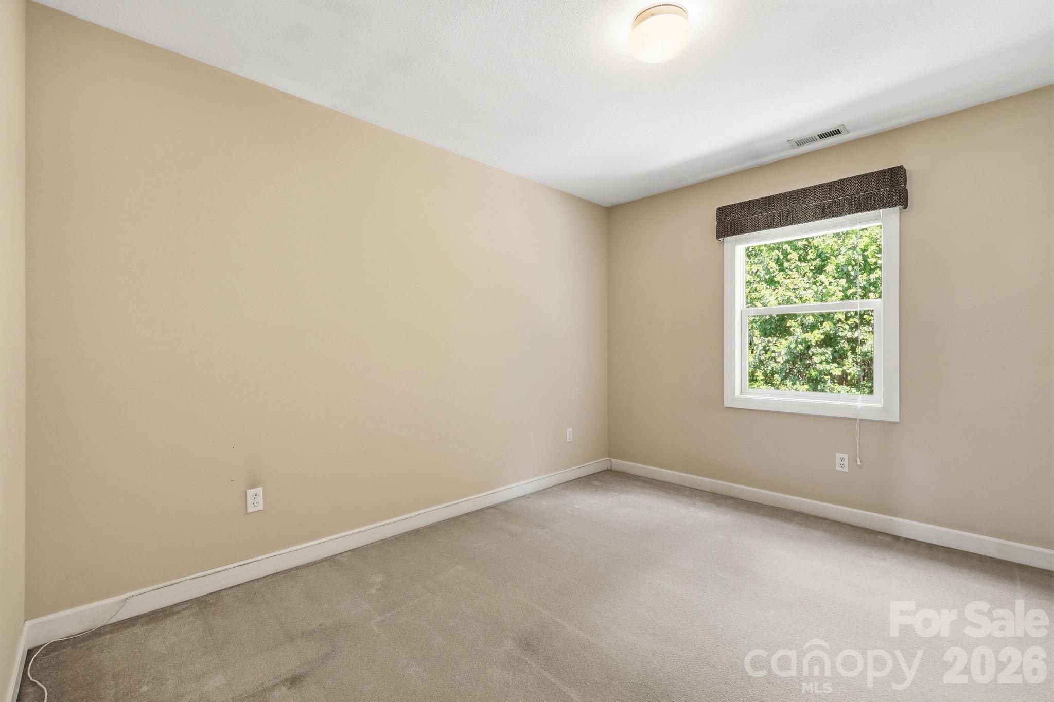 306 Woodview Court Property Photo 26