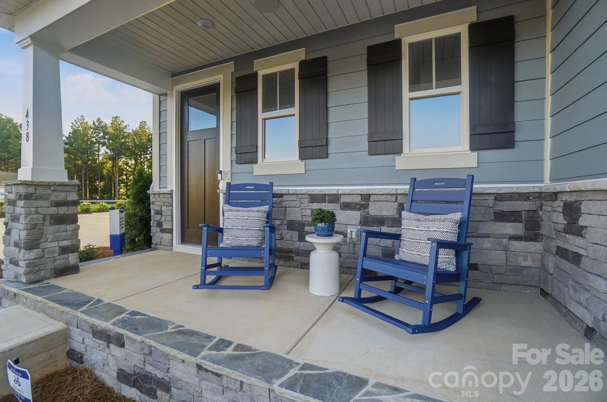 448 Spire Street 104 Property Photo 2