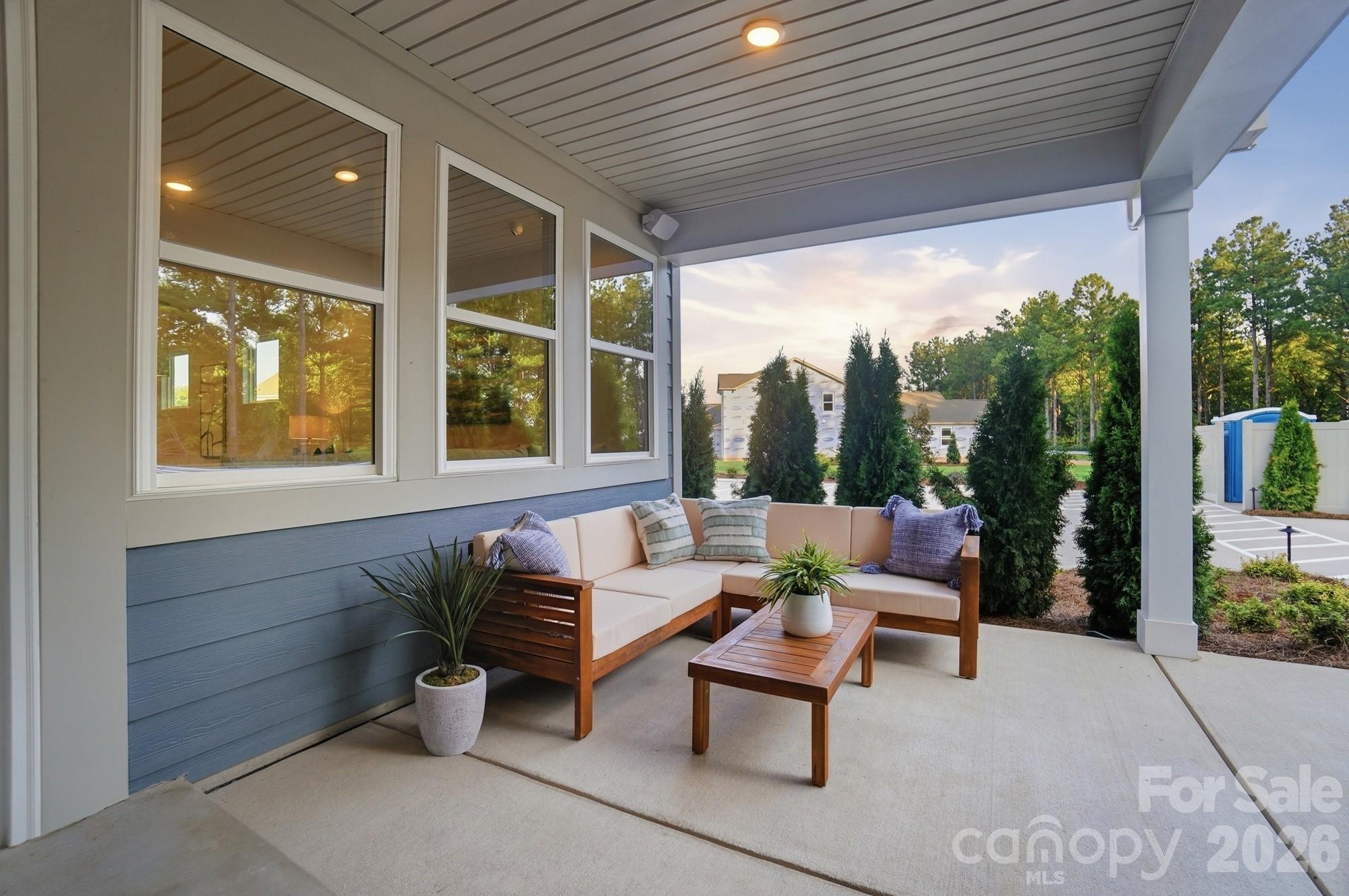 448 Spire Street 104 Property Photo 4