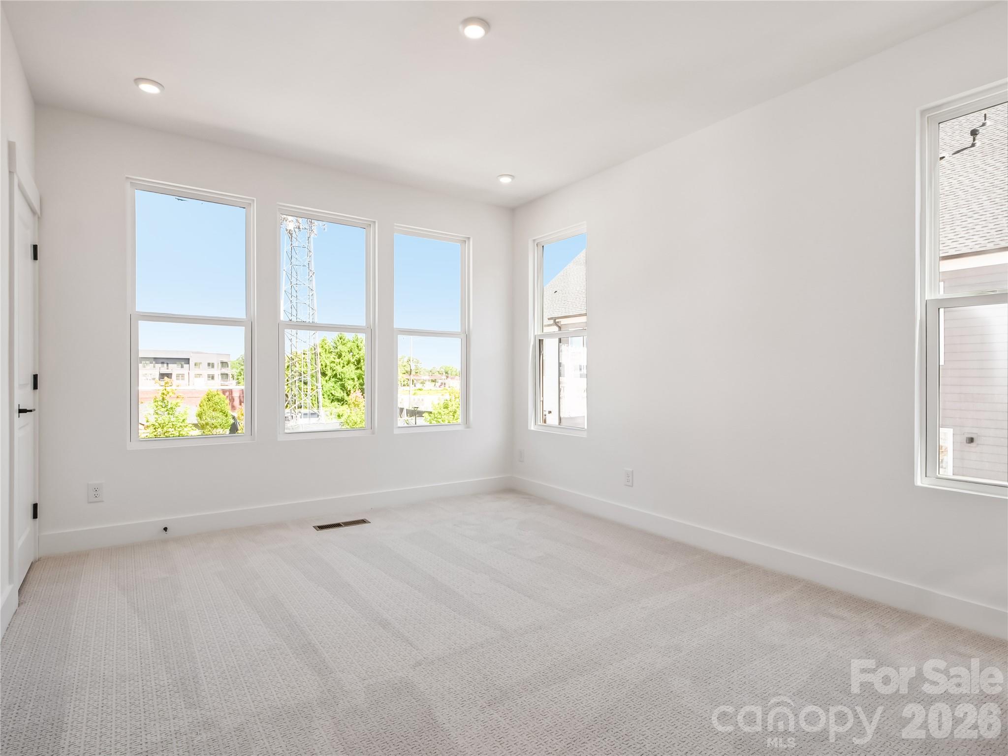 4062 Sophia Drive Property Photo 11