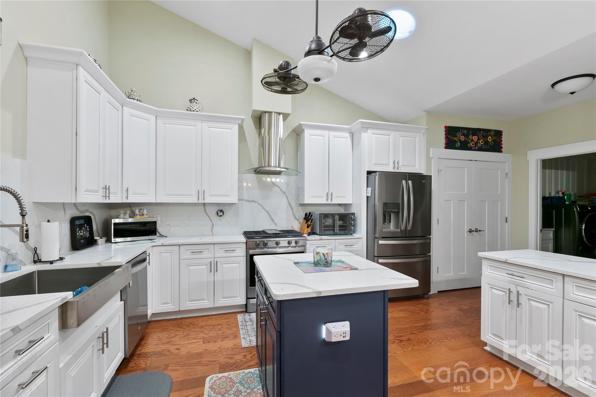20 Brookstone Place Property Photo 6