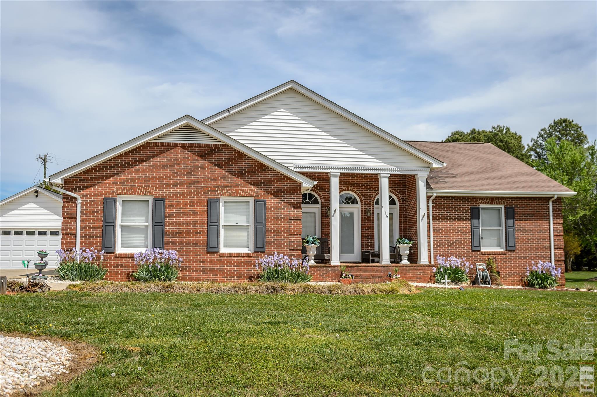5146 Olde School Drive Property Photo 1