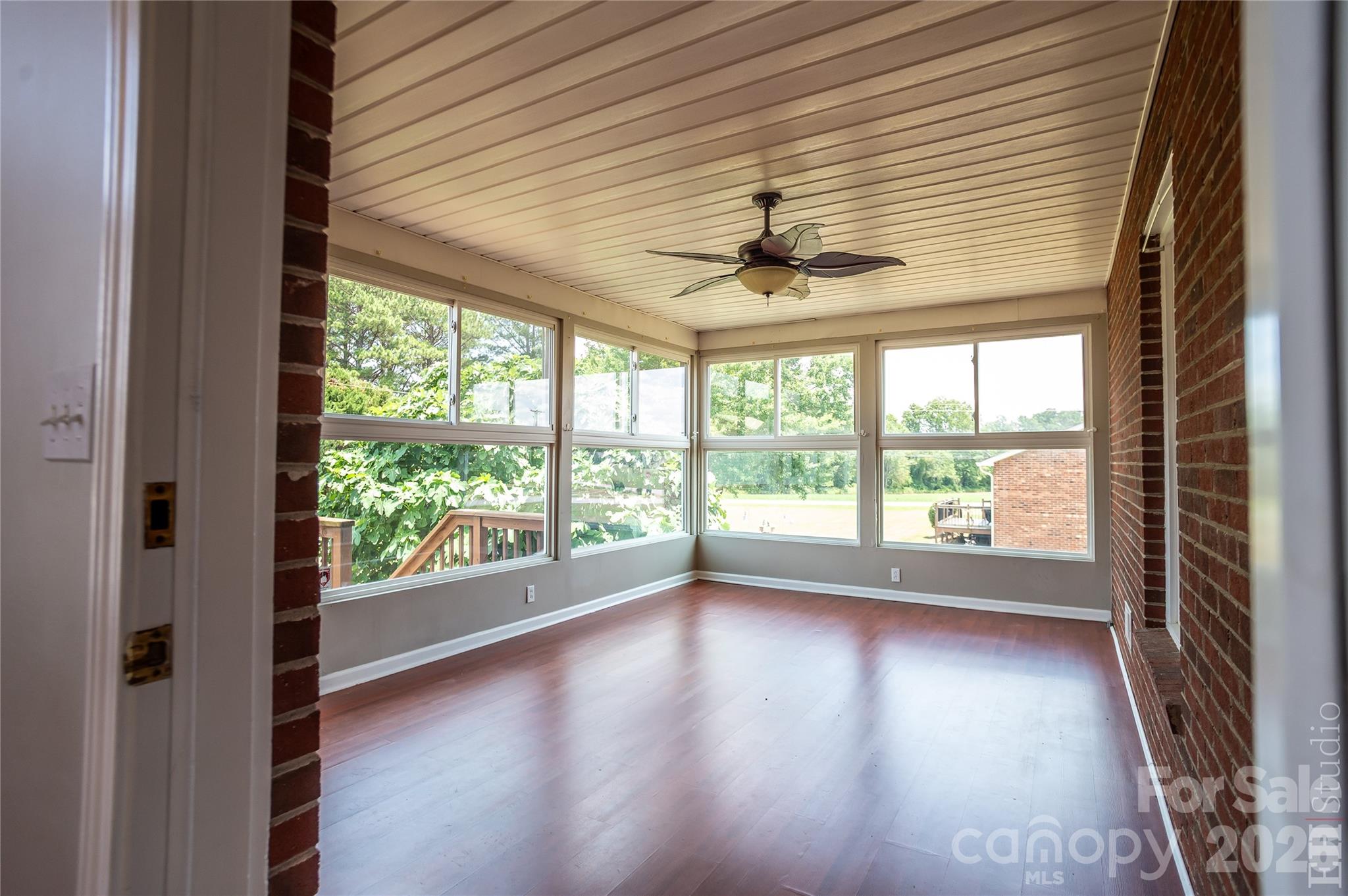 5146 Olde School Drive Property Photo 3